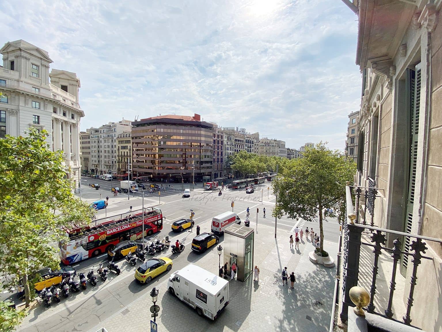 3 bedroom Office for rent in Barcelona city - € 3,042 (Ref: 9548699)