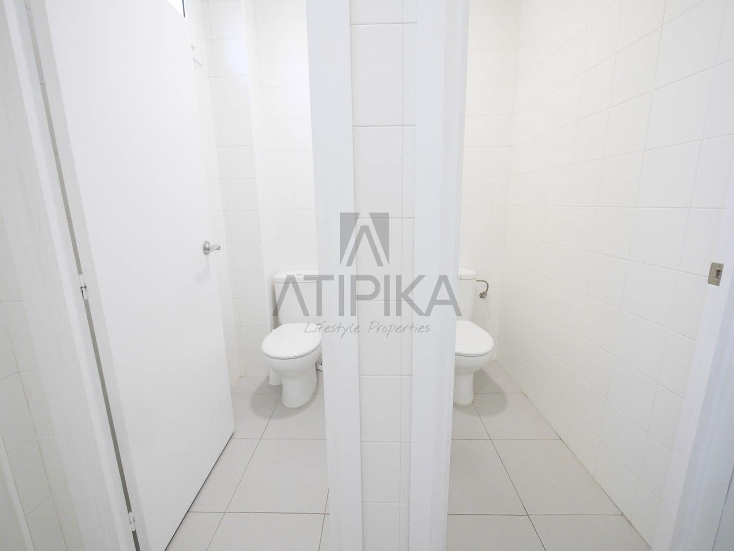 1 soverom Kontor til leie i Barcelona by - € 3 335 (Ref: 9548700)