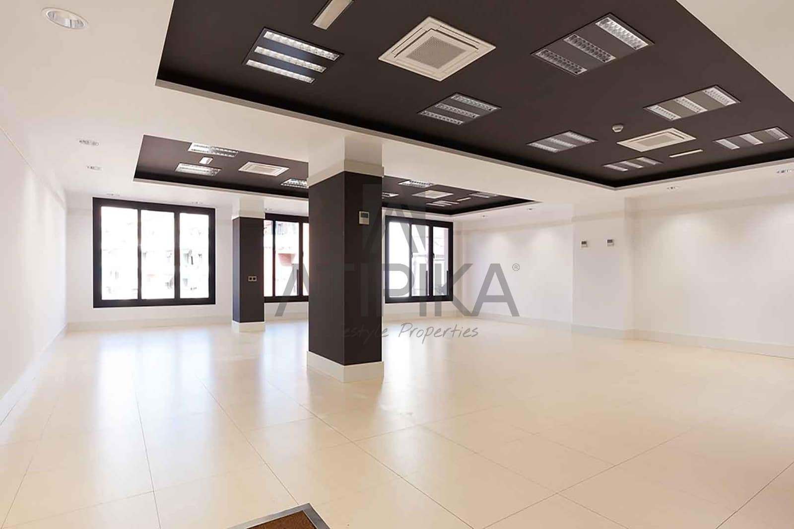 1 soverom Kontor til leie i Barcelona by - € 1 626 (Ref: 9548704)