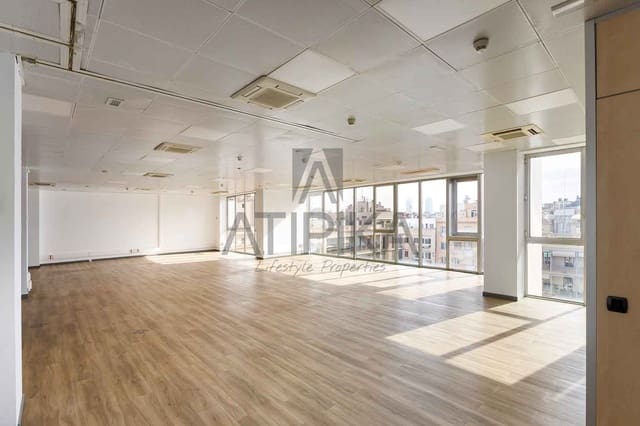 3 slaapkamer Kantoor te huur in Barcelona stad - € 4.481 (Ref: 9548705)