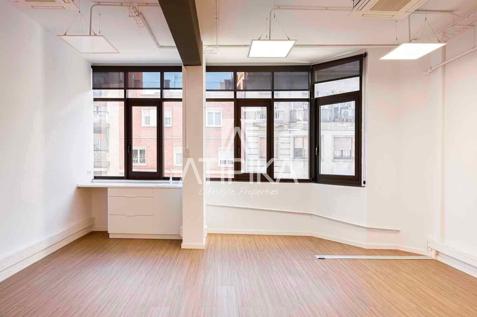 2 bedroom Office for rent in Barcelona city - € 2,004 (Ref: 9548707)