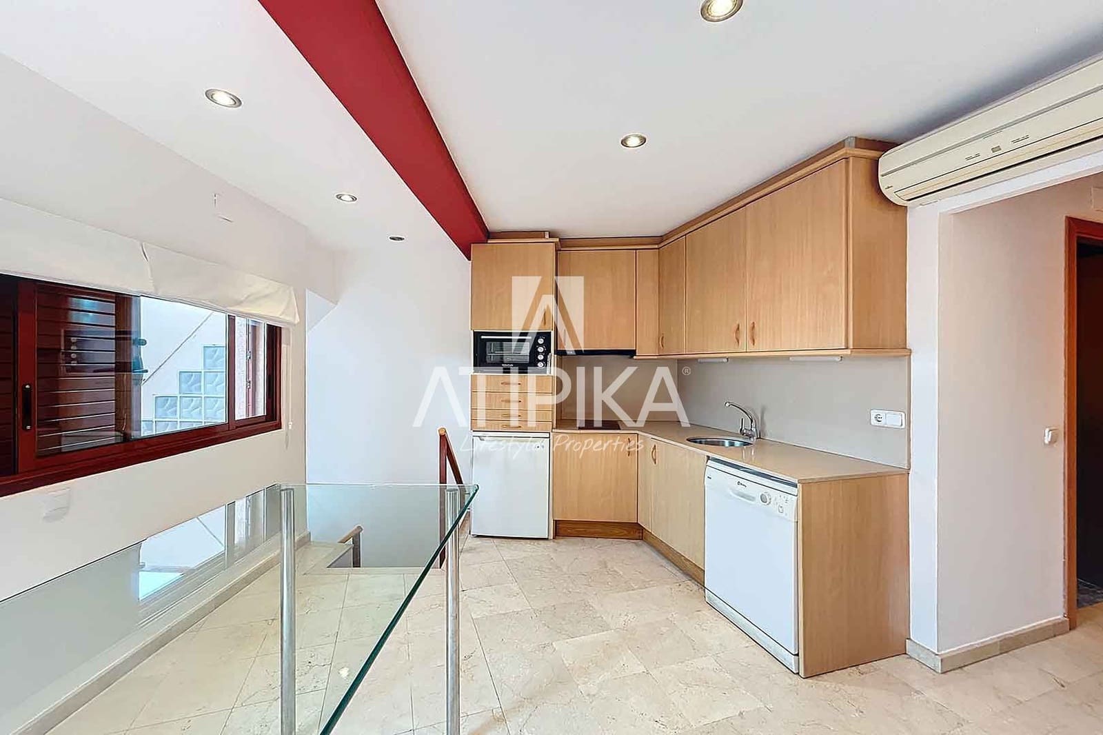 2 bedroom Office for rent in Barcelona city - € 2,100 (Ref: 9548708)