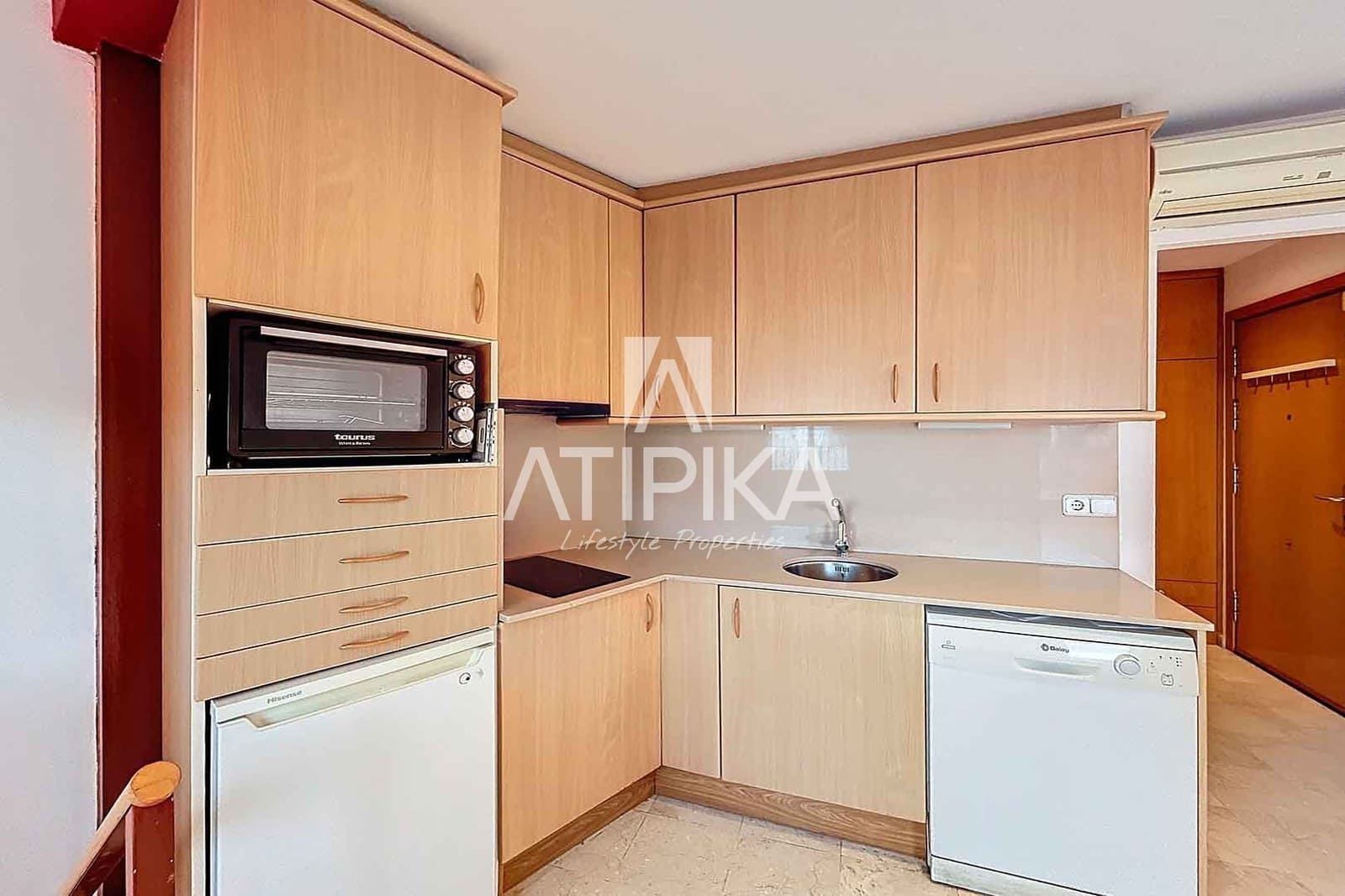 2 bedroom Office for rent in Barcelona city - € 2,100 (Ref: 9548708)