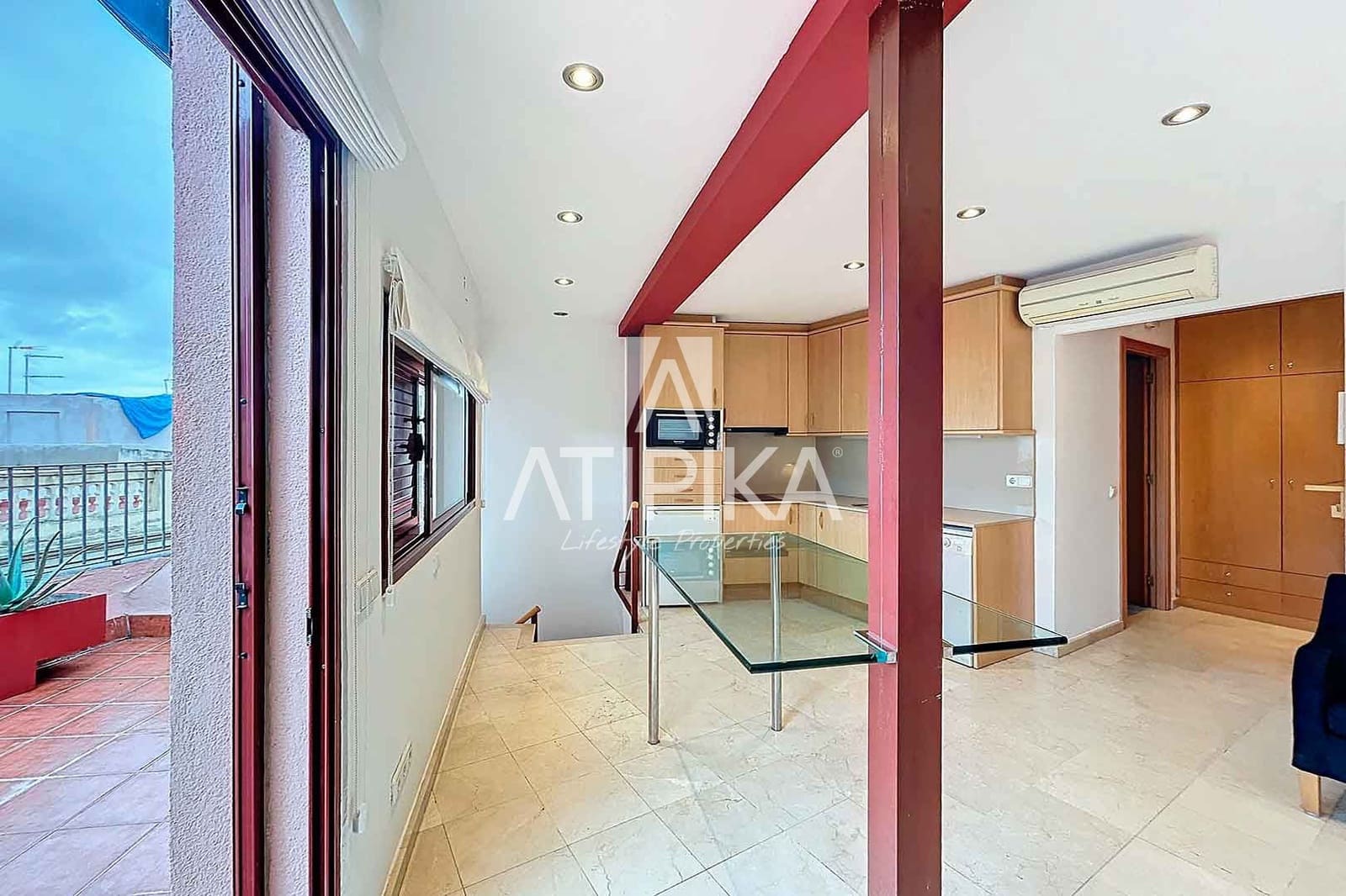 2 bedroom Office for rent in Barcelona city - € 2,100 (Ref: 9548708)