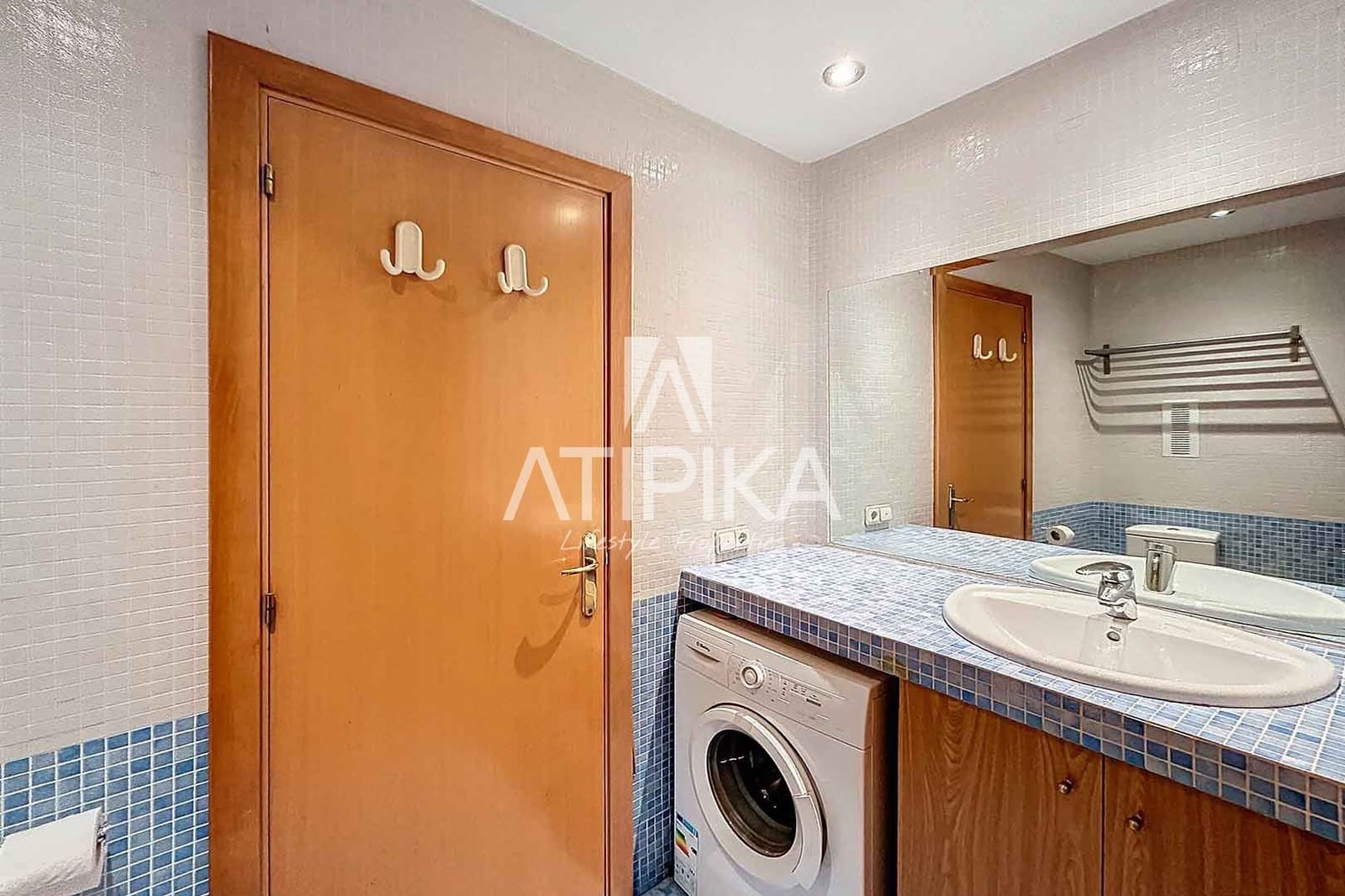 2 bedroom Office for rent in Barcelona city - € 2,100 (Ref: 9548708)