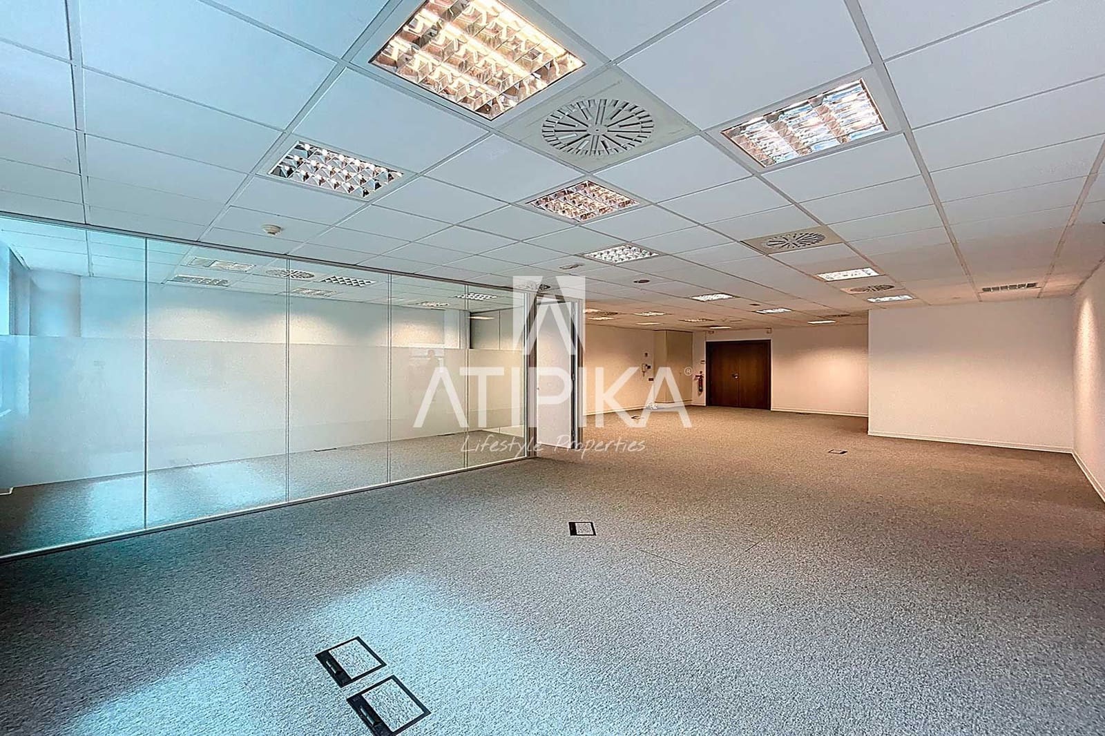 Toimisto vuokrattavana paikassa Badalona - 3 300 € (Ref: 9548709)