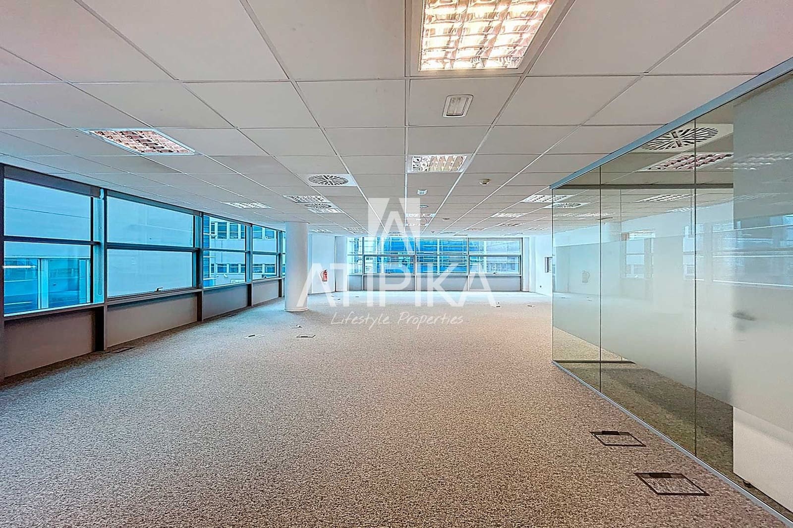 Toimisto vuokrattavana paikassa Badalona - 3 300 € (Ref: 9548709)