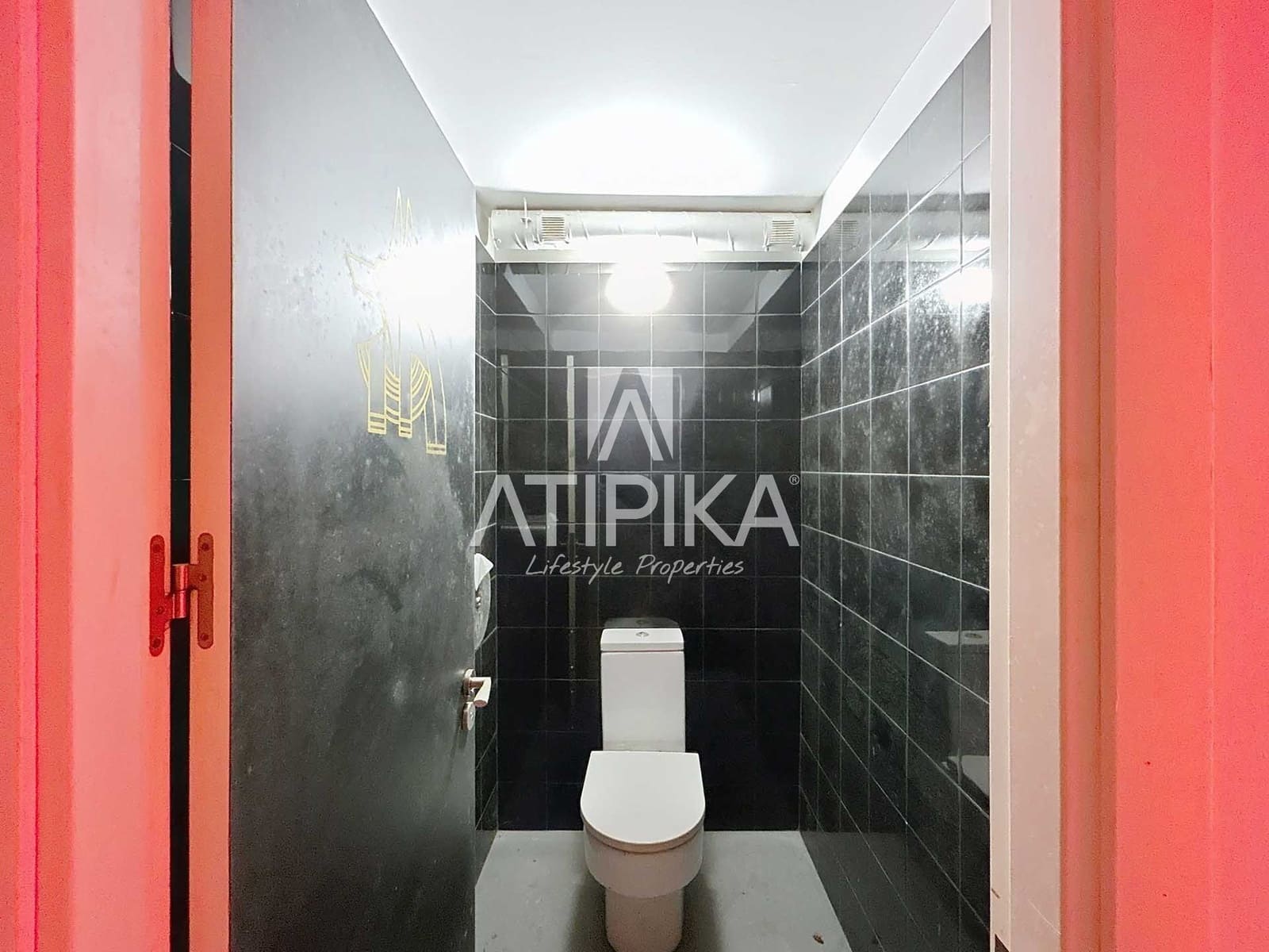 3 bedroom Commercial for rent in Barcelona city - € 3,000 (Ref: 9548711)