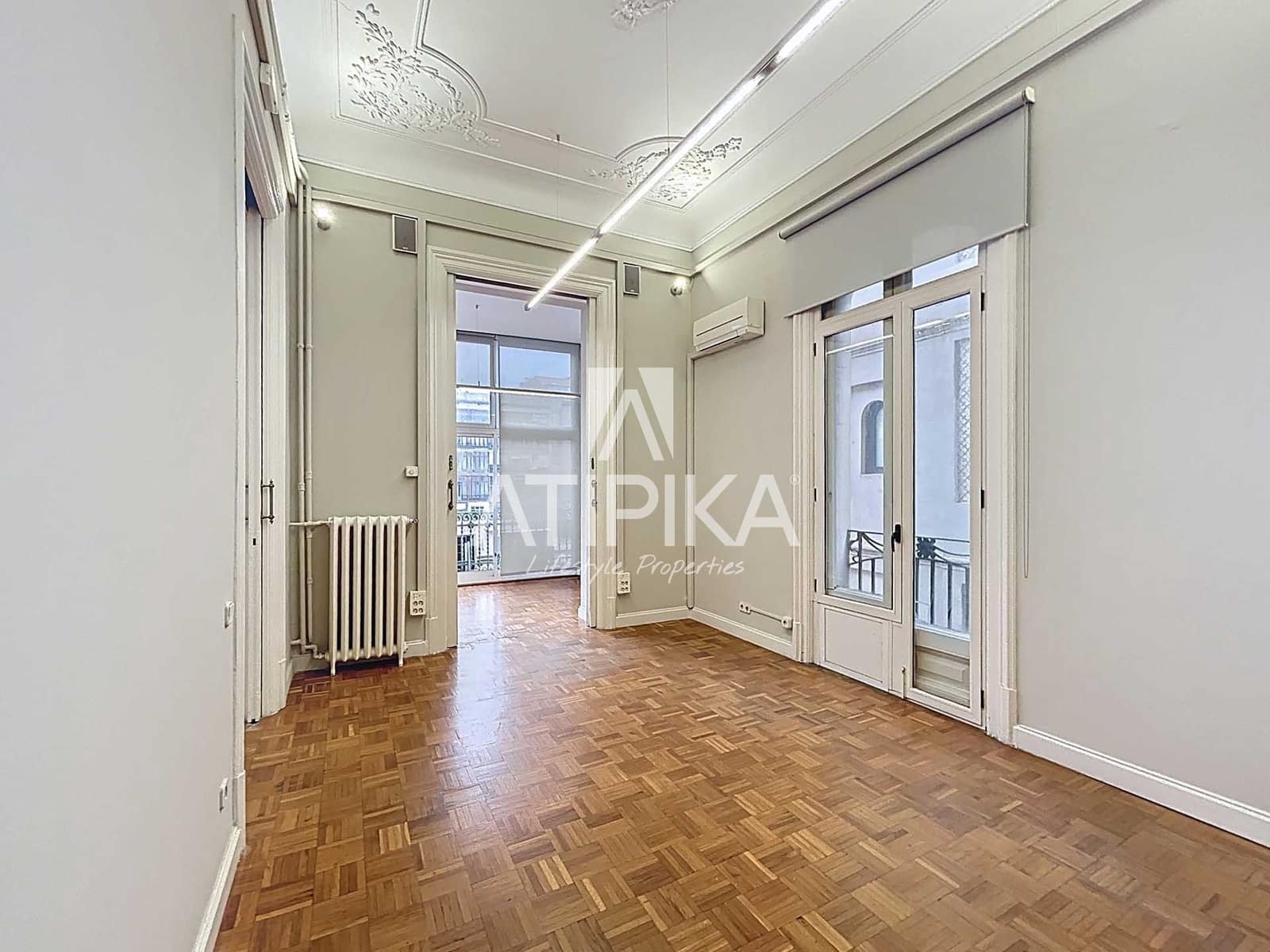 5 soverom Kontor til leie i Barcelona by - € 3 423 (Ref: 9548712)