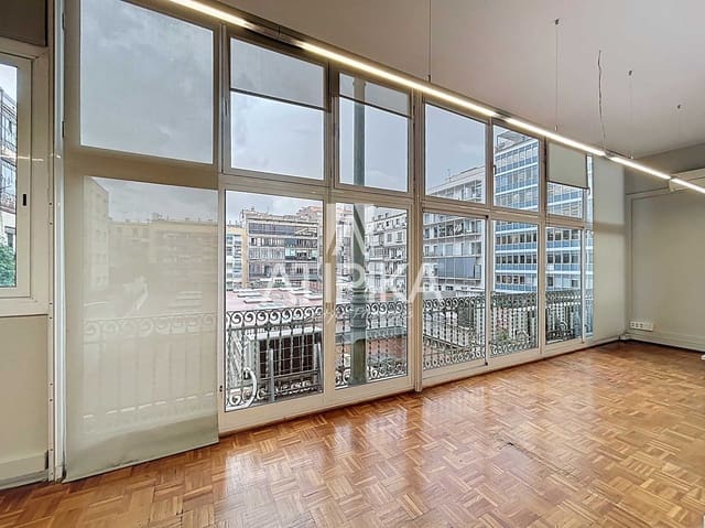 5 soverom Kontor til leie i Barcelona by - € 3 423 (Ref: 9548712)
