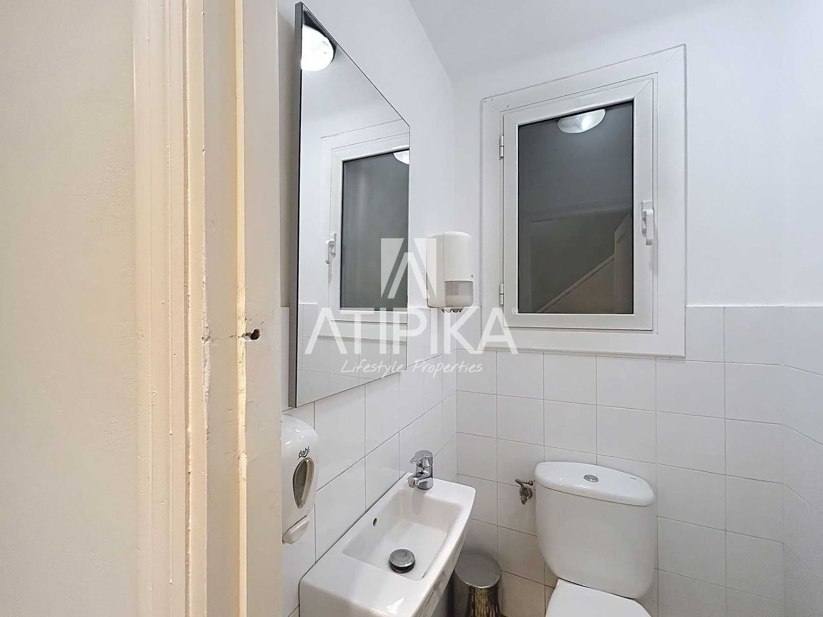 5 soverom Kontor til leie i Barcelona by - € 3 423 (Ref: 9548712)