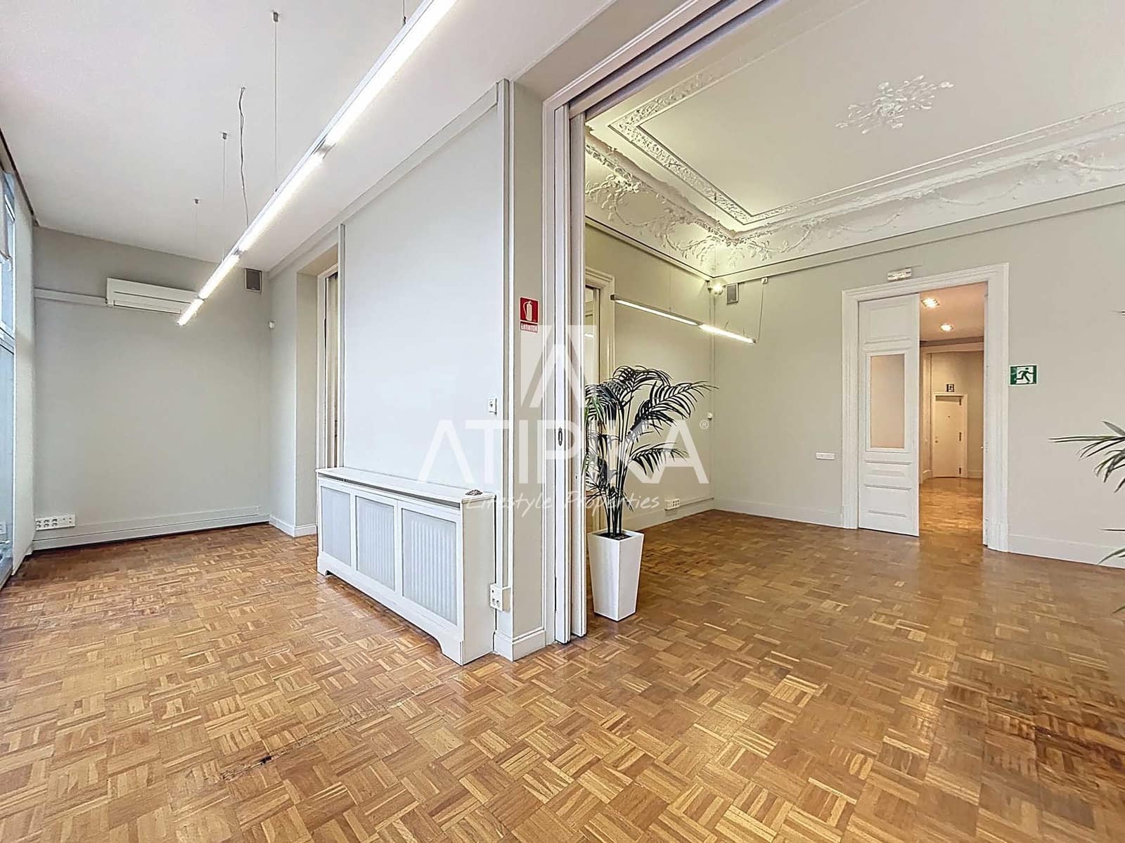 5 soverom Kontor til leie i Barcelona by - € 3 423 (Ref: 9548712)