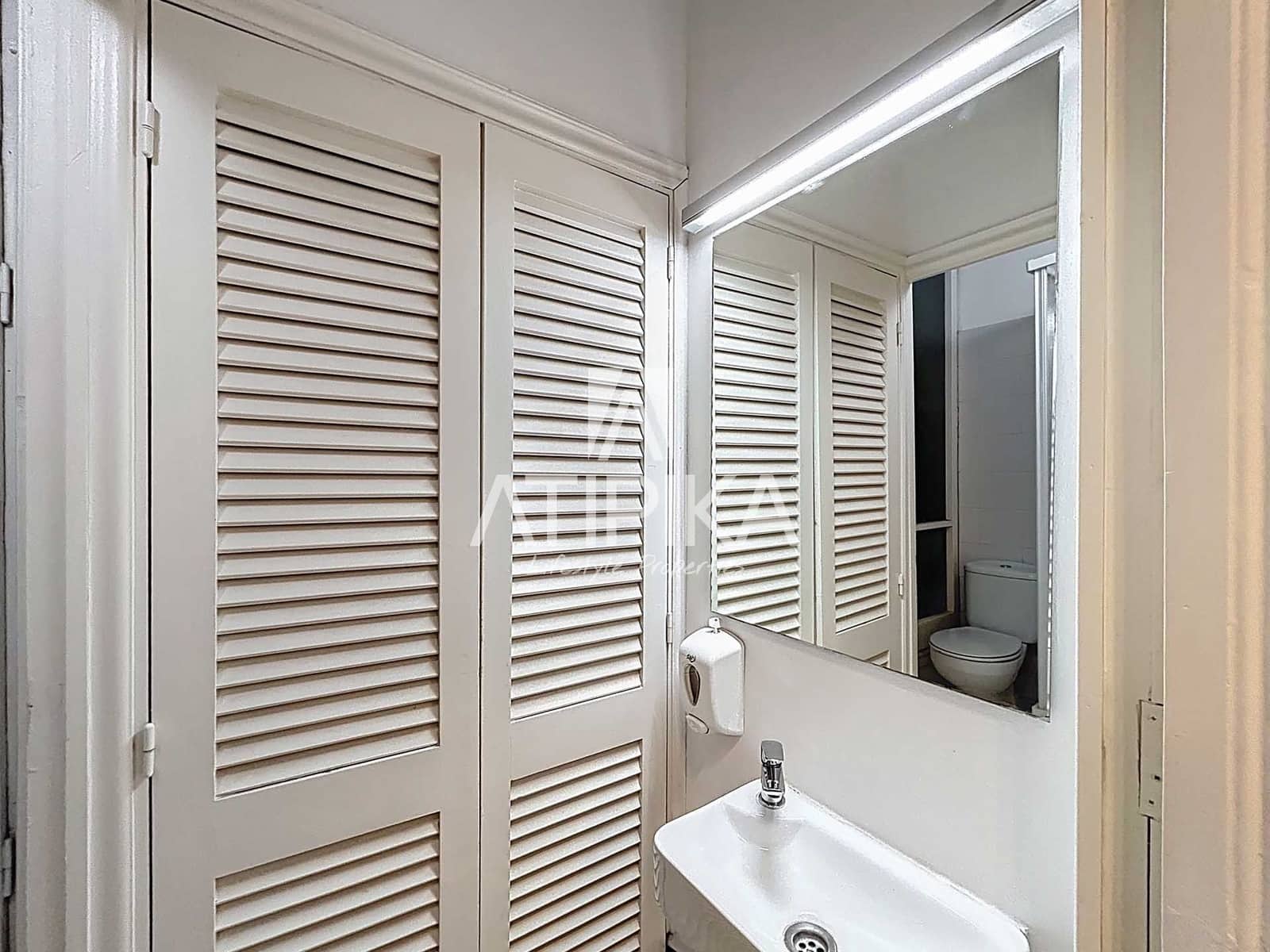 5 soverom Kontor til leie i Barcelona by - € 3 423 (Ref: 9548712)