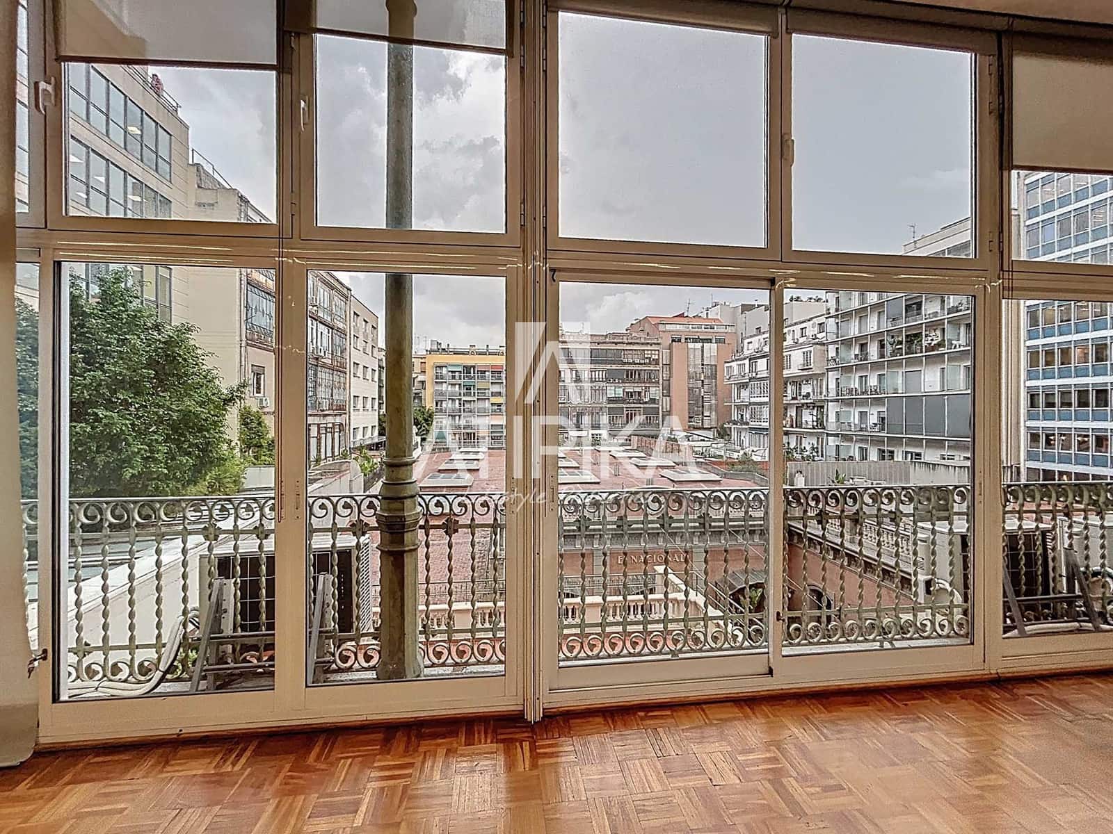 5 soverom Kontor til leie i Barcelona by - € 3 423 (Ref: 9548712)