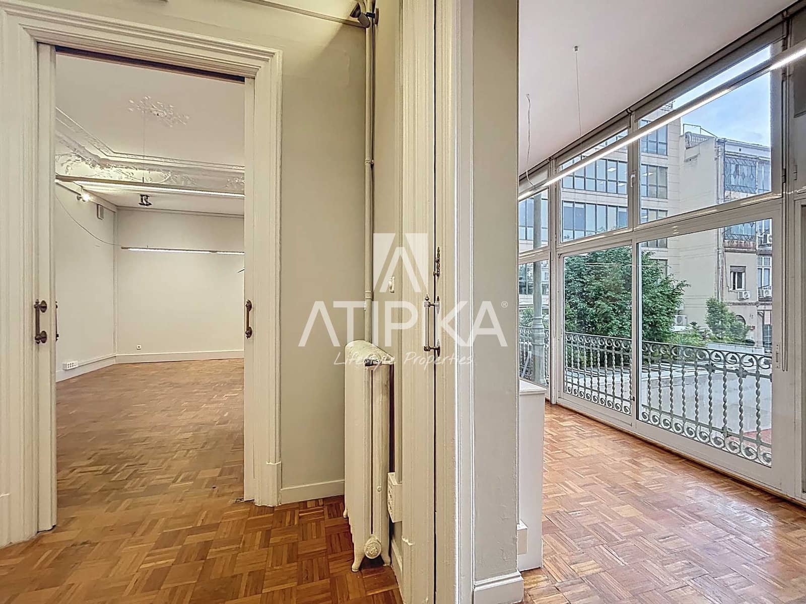 5 soverom Kontor til leie i Barcelona by - € 3 423 (Ref: 9548712)