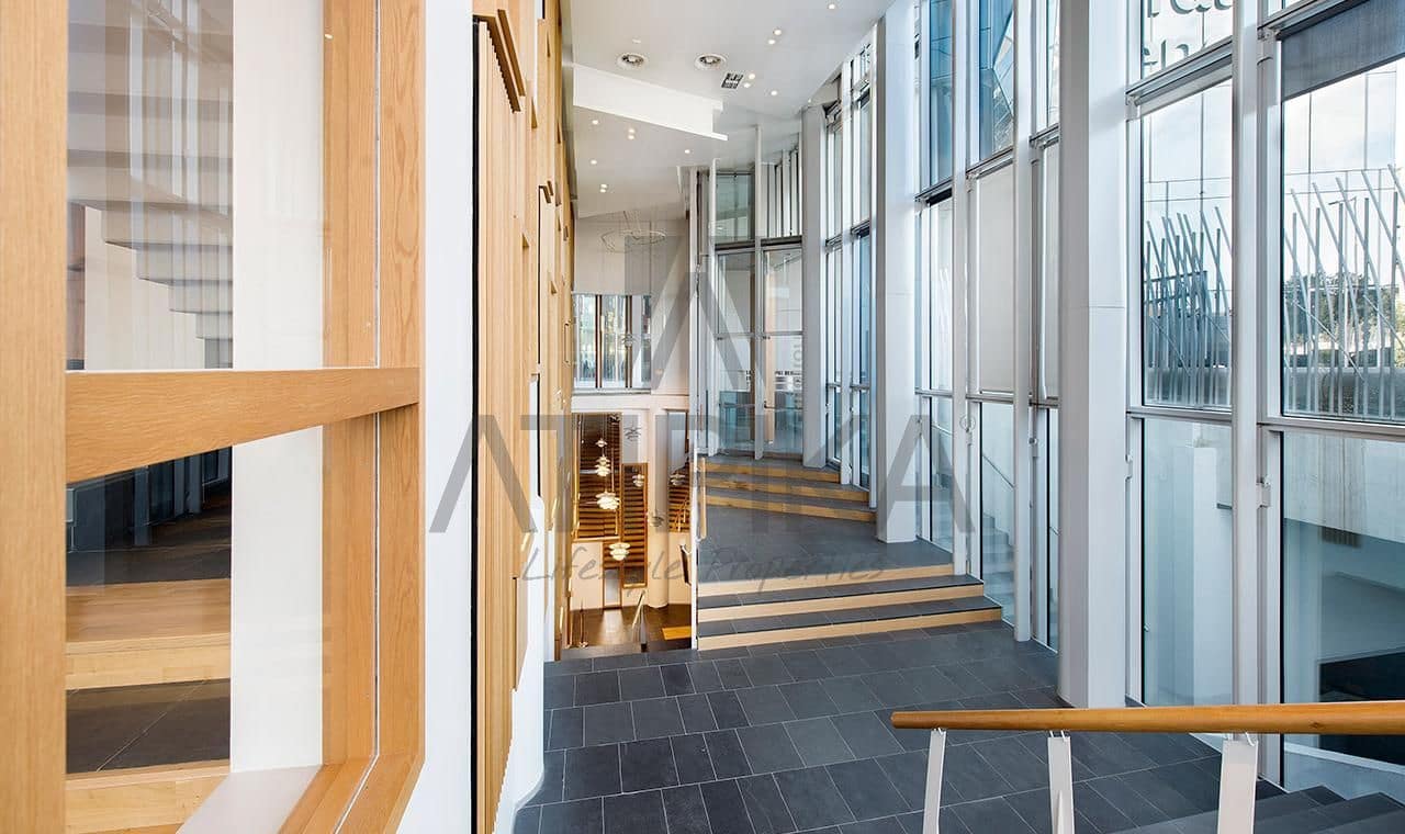 Oficina de 1 habitación en Barcelona ciudad en alquiler - 16.170 € (Ref: 9548717)