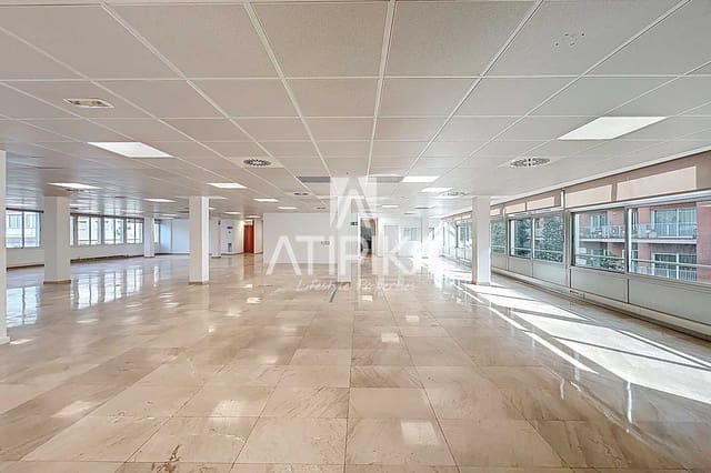 2 soveværelse Kontor til leje i Barcelona by - € 6.665 (Ref: 9548718)