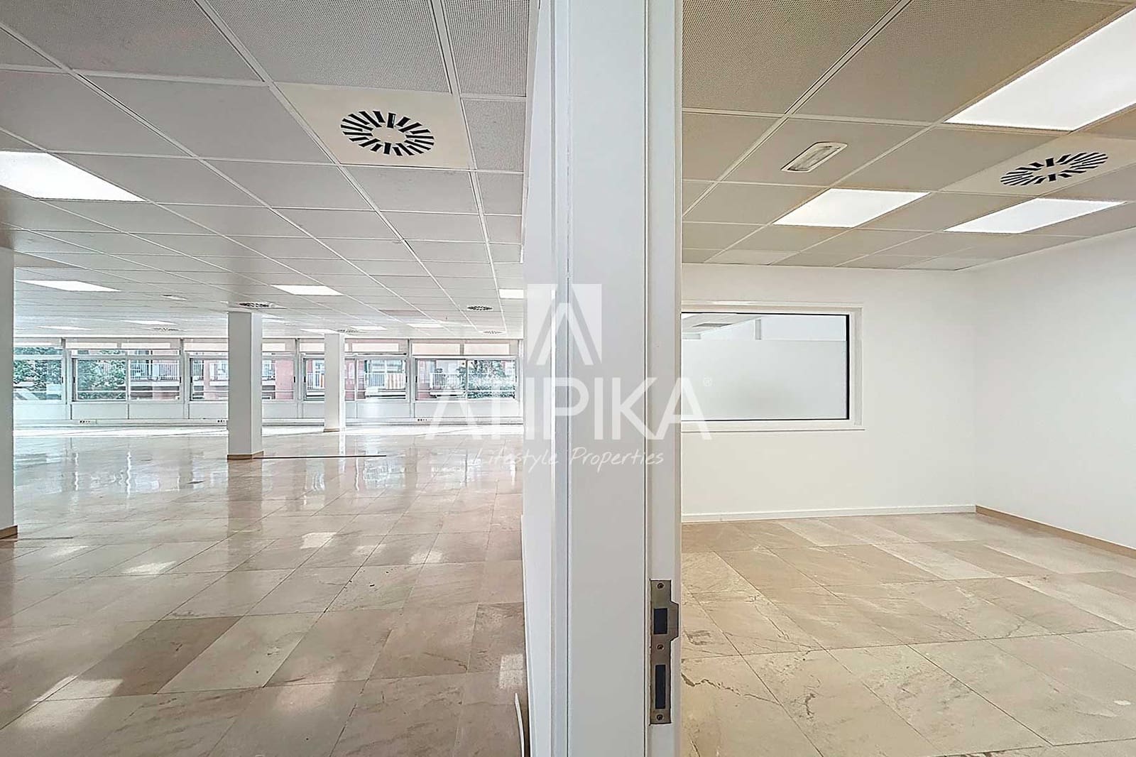 2 soveværelse Kontor til leje i Barcelona by - € 6.665 (Ref: 9548718)