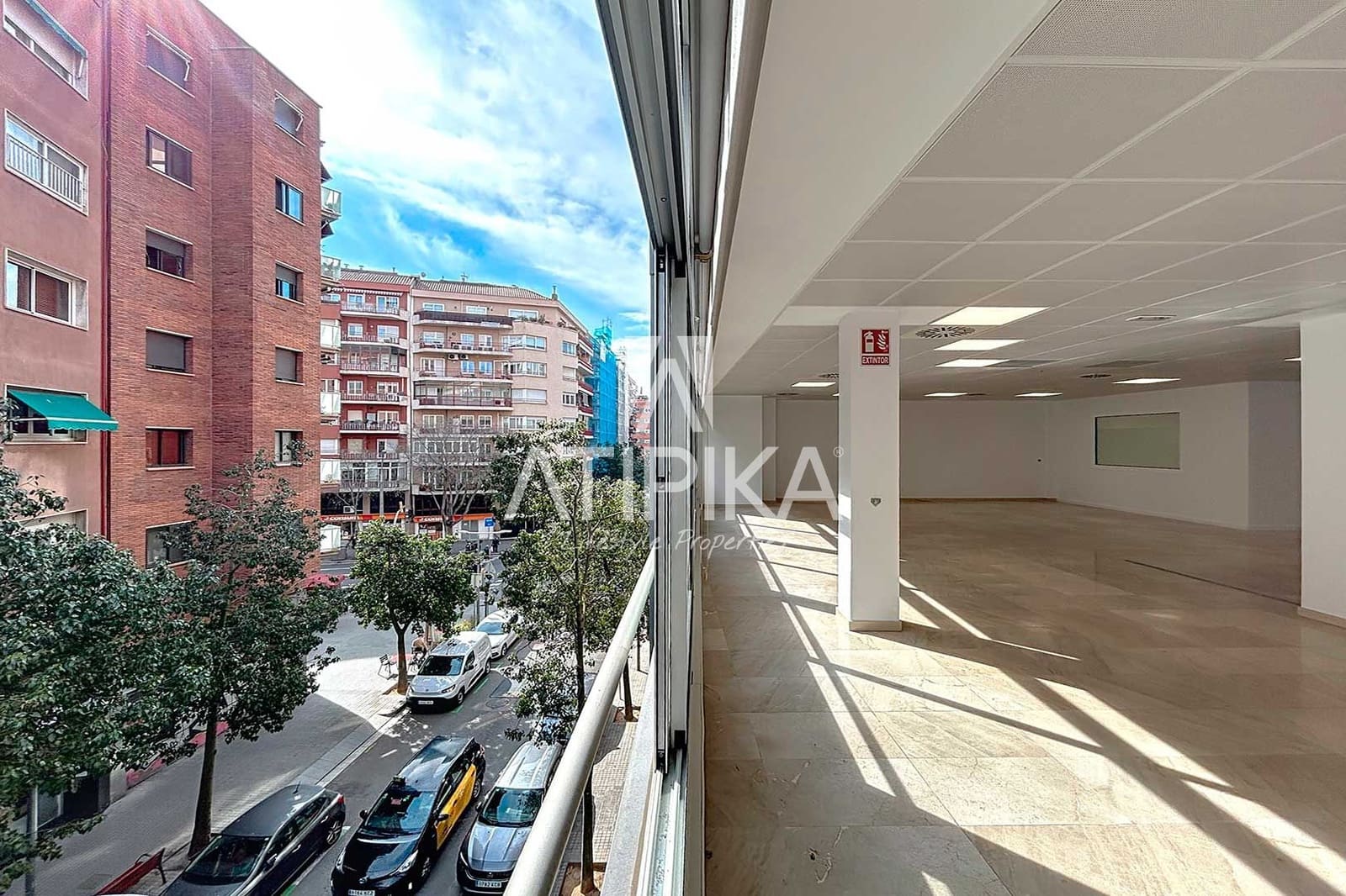 2 soveværelse Kontor til leje i Barcelona by - € 6.665 (Ref: 9548718)