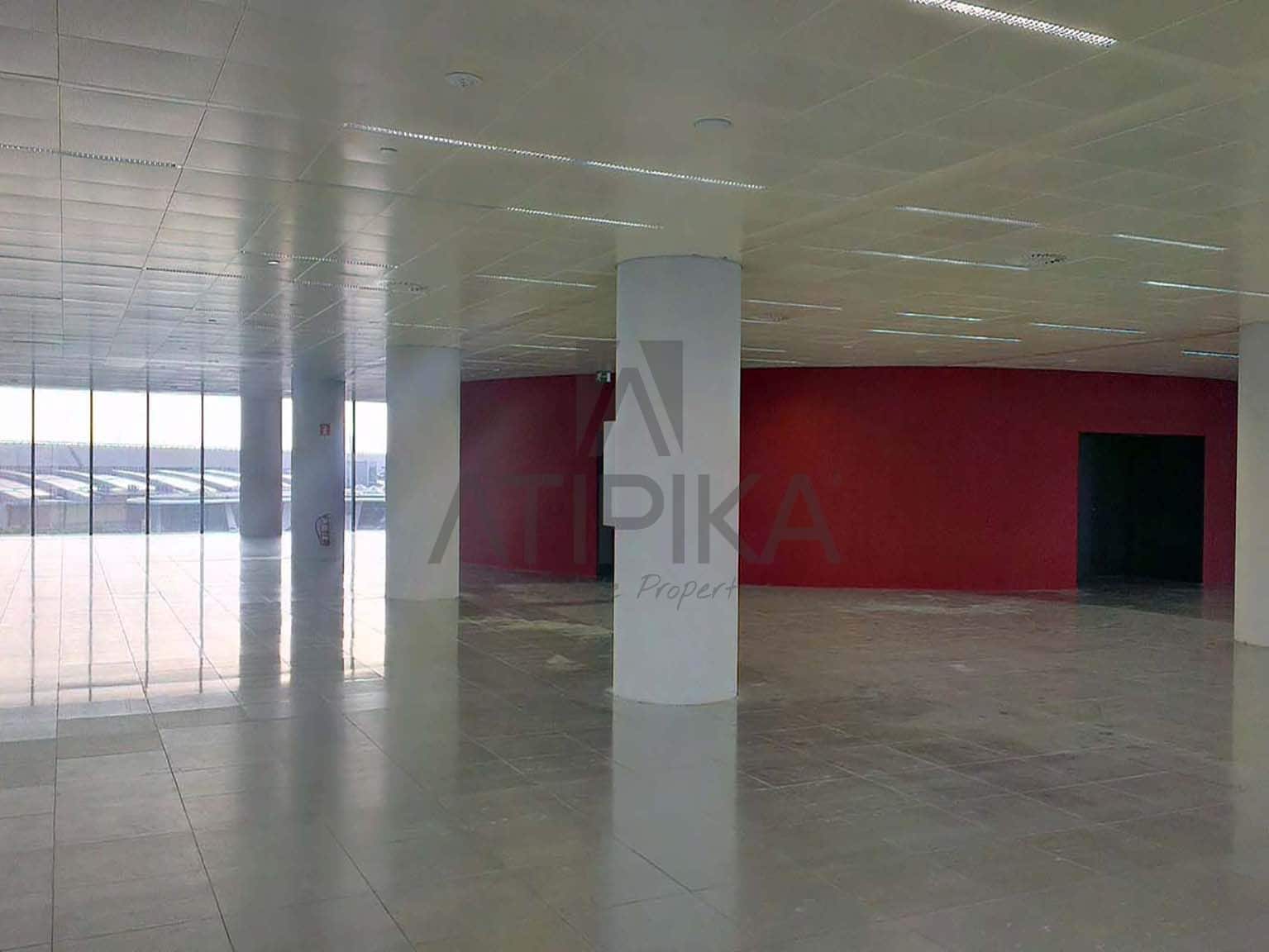 Kontor til leie i L'Hospitalet de Llobregat - € 13 944 (Ref: 9548719)