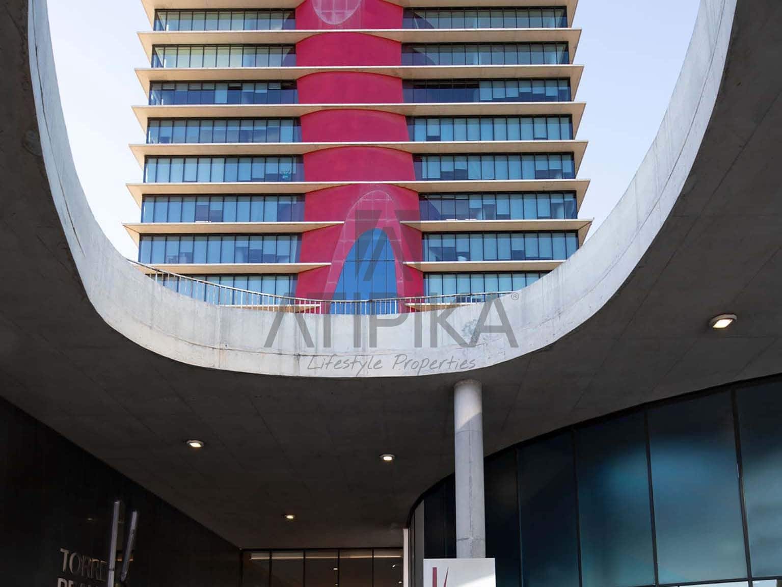 Kontor til leie i L'Hospitalet de Llobregat - € 13 944 (Ref: 9548719)