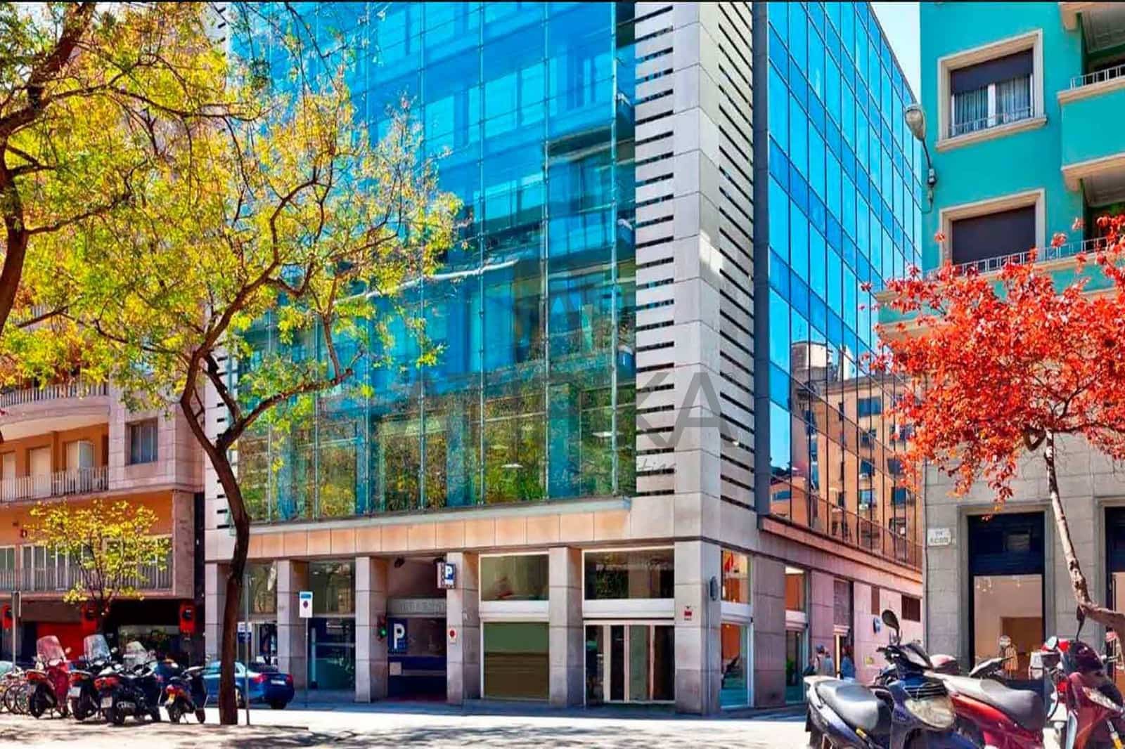 Oficina de 1 habitación en Barcelona ciudad en alquiler - 16.125 € (Ref: 9548722)