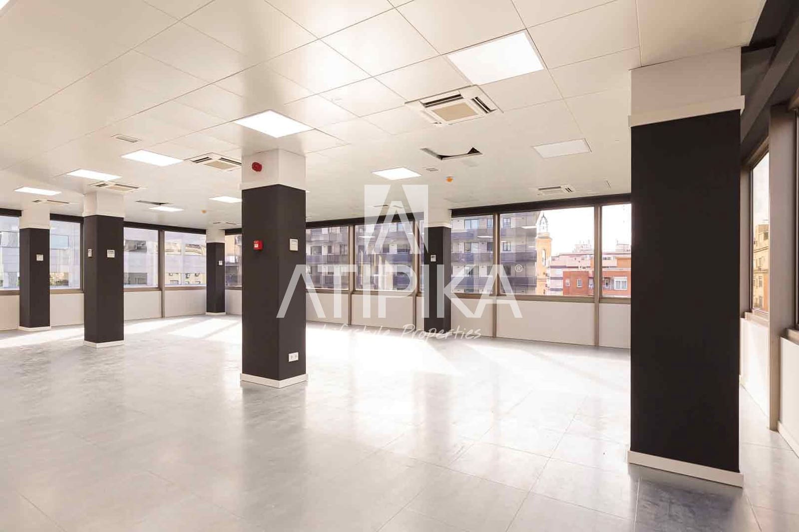 2 bedroom Office for rent in Barcelona city - € 12,793 (Ref: 9548724)