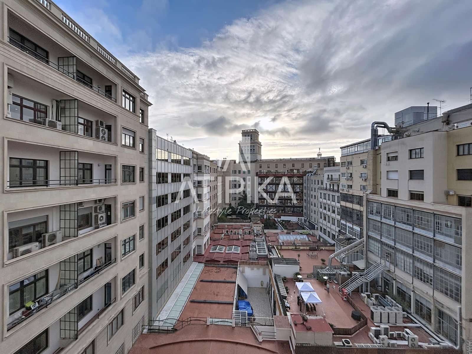 Oficina en Barcelona ciudad en alquiler - 16.758 € (Ref: 9548725)