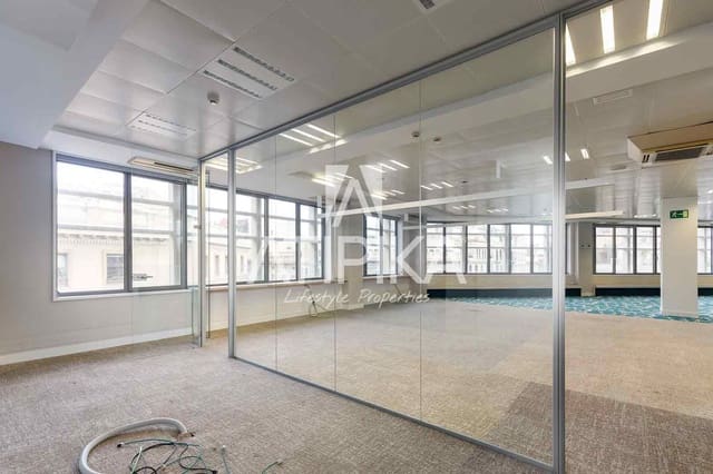 10 sovrum Kontor att hyra i Barcelona stad - 13 055 € (Ref: 9548727)