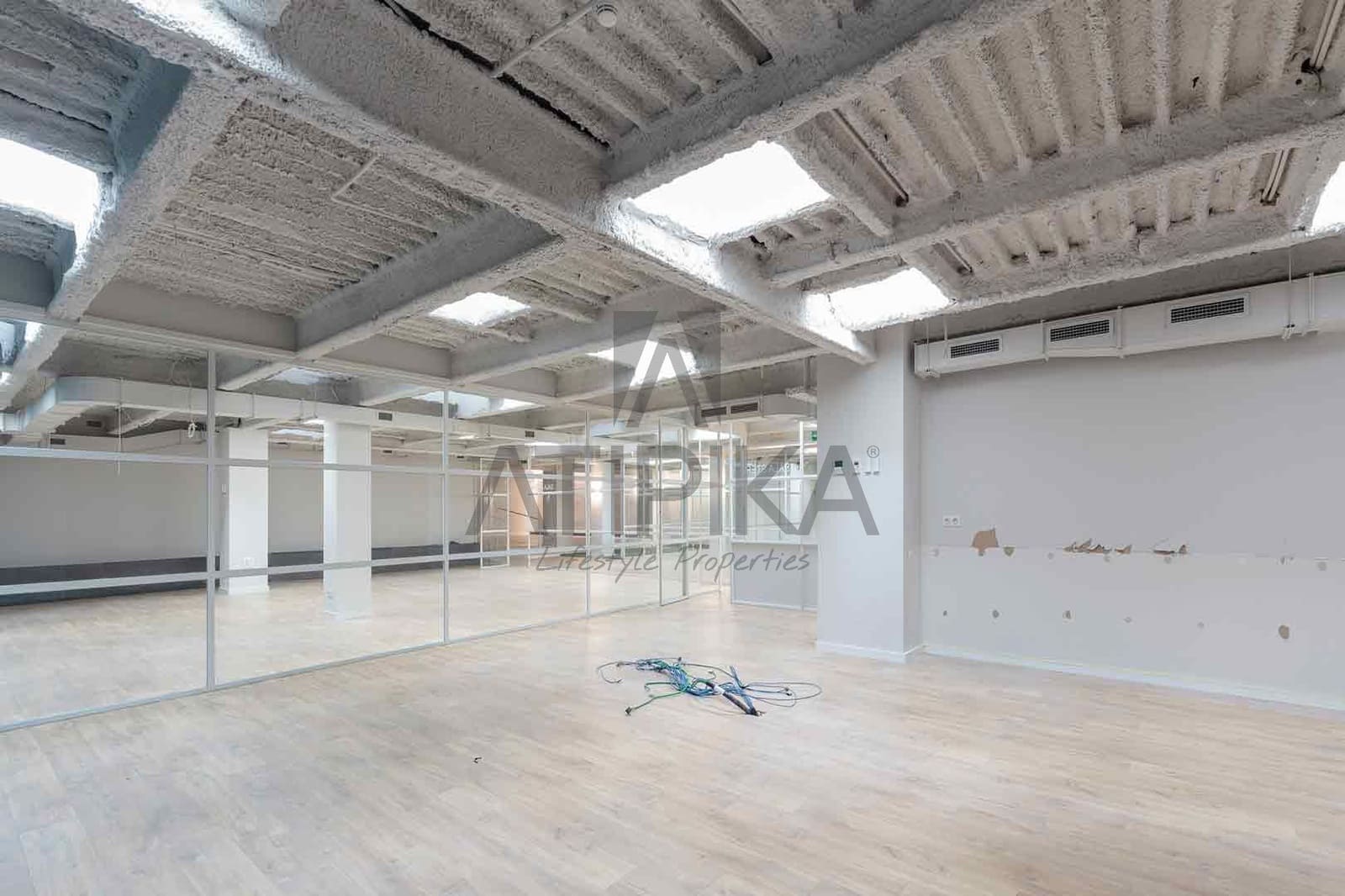 5 soverom Kontor til leie i Barcelona by - € 13 297 (Ref: 9548728)