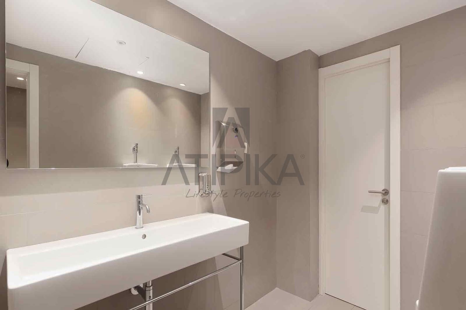 5 soverom Kontor til leie i Barcelona by - € 13 297 (Ref: 9548728)