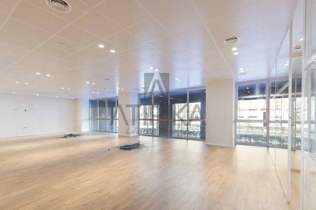 5 soverom Kontor til leie i Barcelona by - € 13 297 (Ref: 9548728)