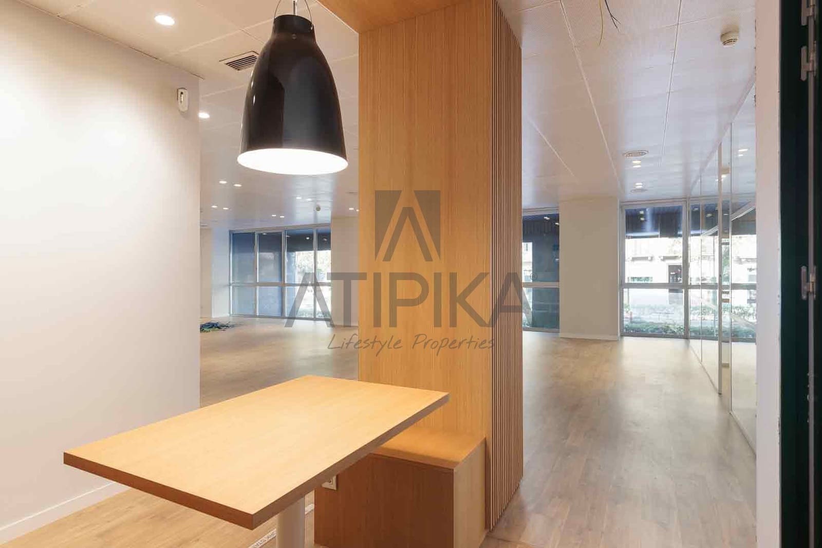 5 soverom Kontor til leie i Barcelona by - € 13 297 (Ref: 9548728)