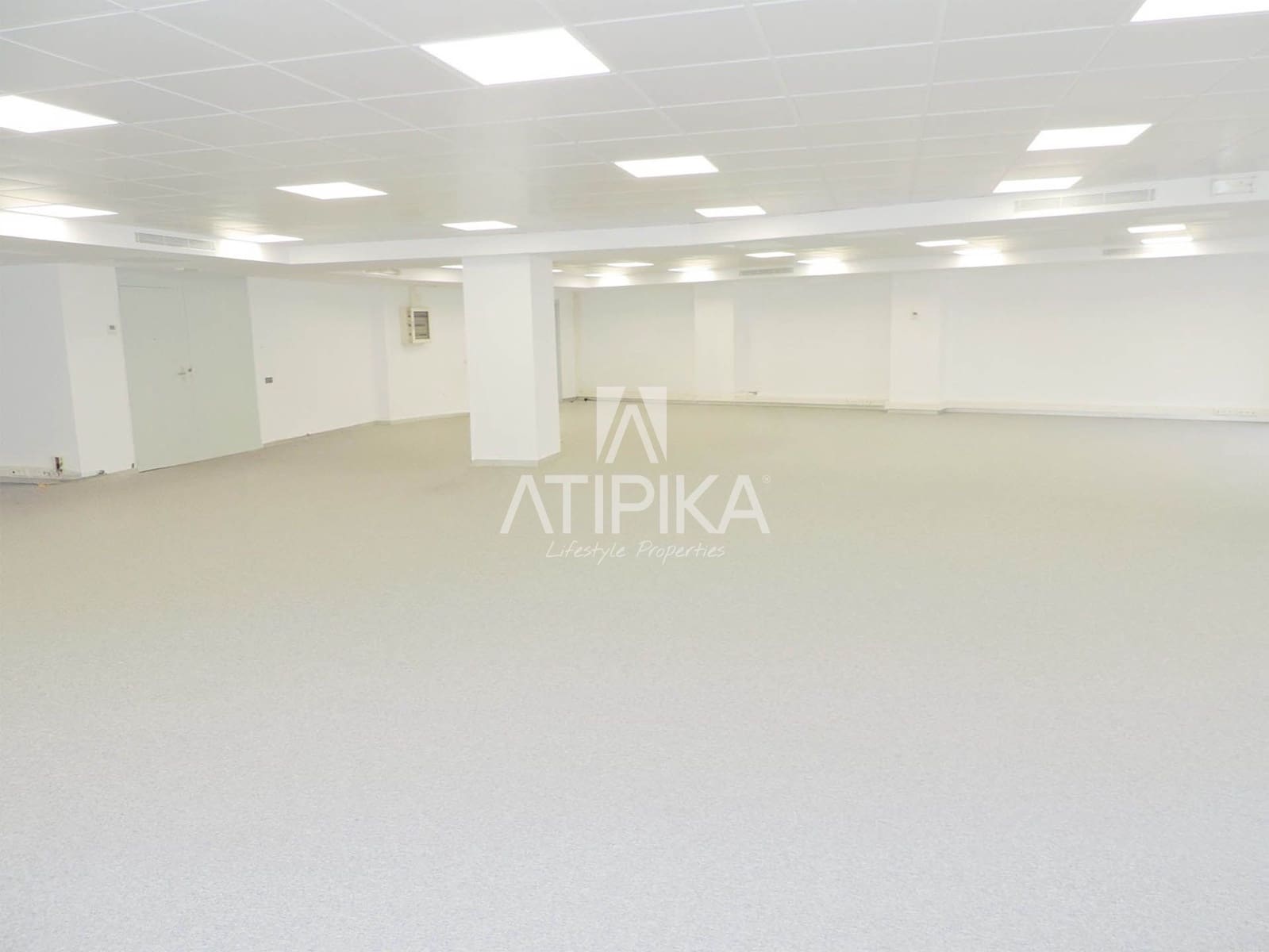 Kontor til leie i Barcelona by - € 10 089 (Ref: 9548730)