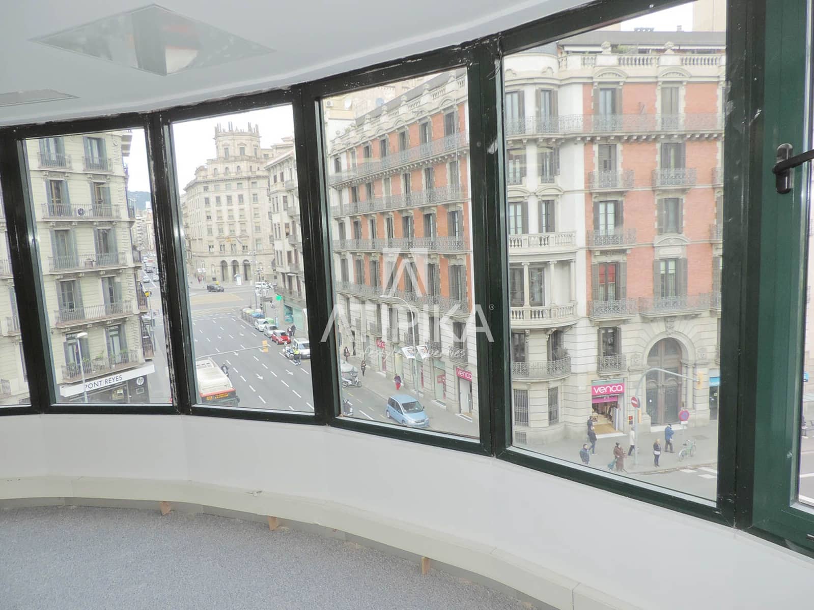 Kontor til leie i Barcelona by - € 10 089 (Ref: 9548730)