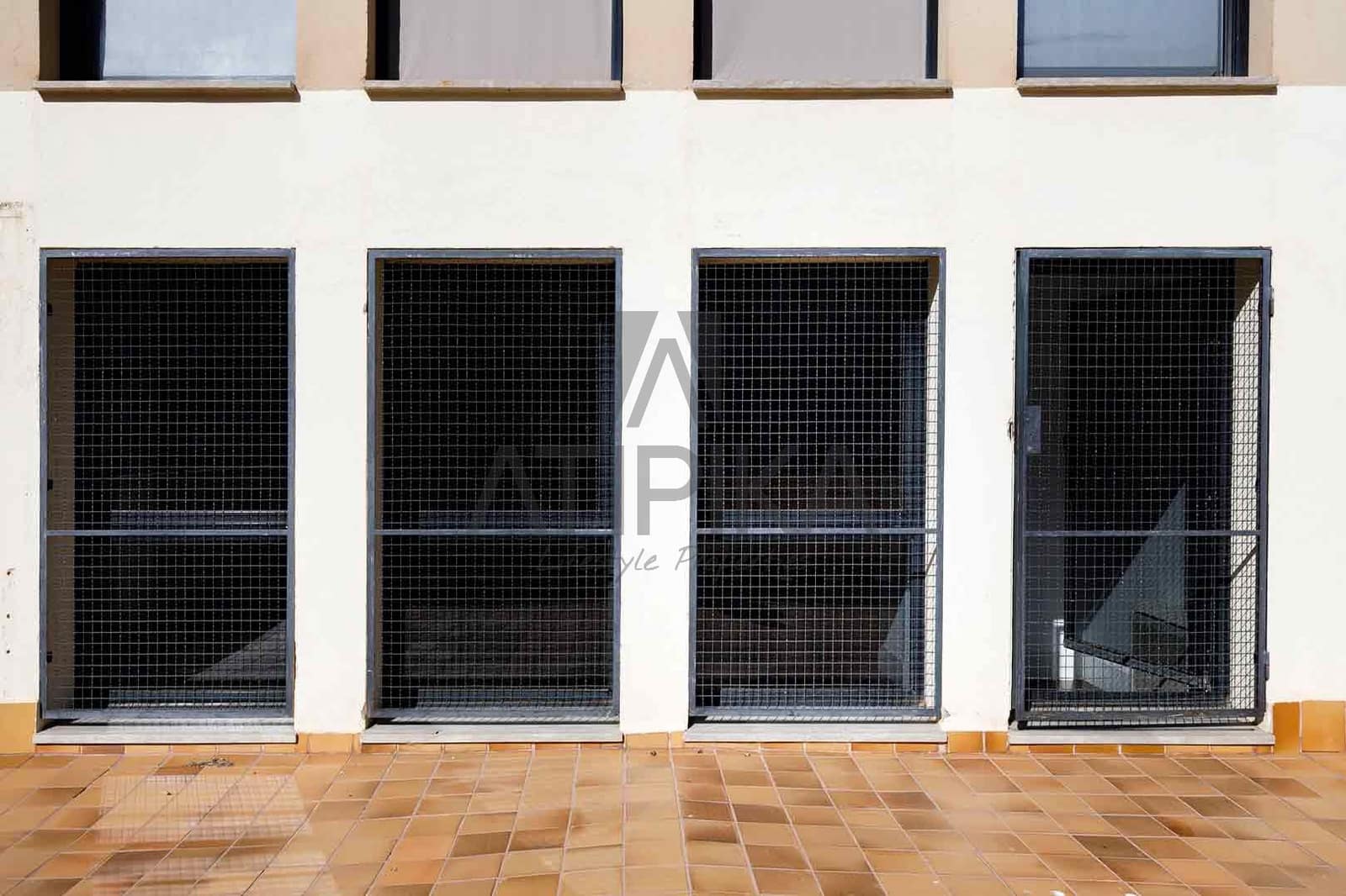 Oficina de 3 habitaciones en Barcelona ciudad en alquiler - 7.158 € (Ref: 9548731)