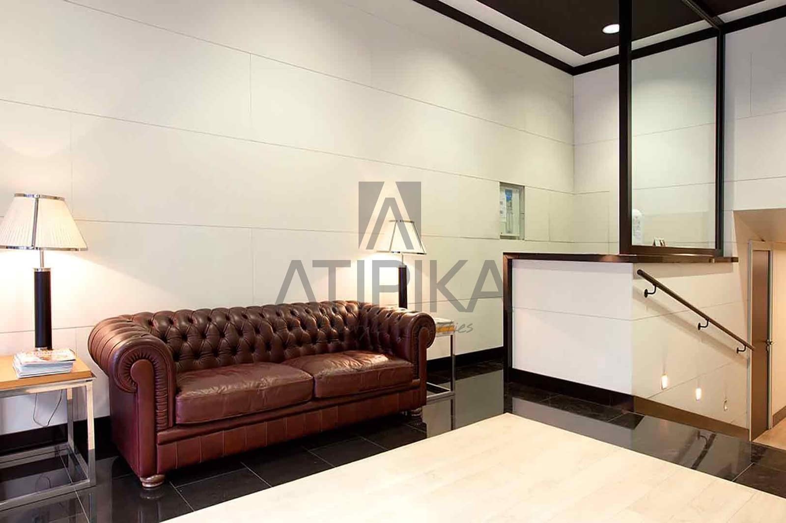 Oficina de 3 habitaciones en Barcelona ciudad en alquiler - 7.158 € (Ref: 9548731)