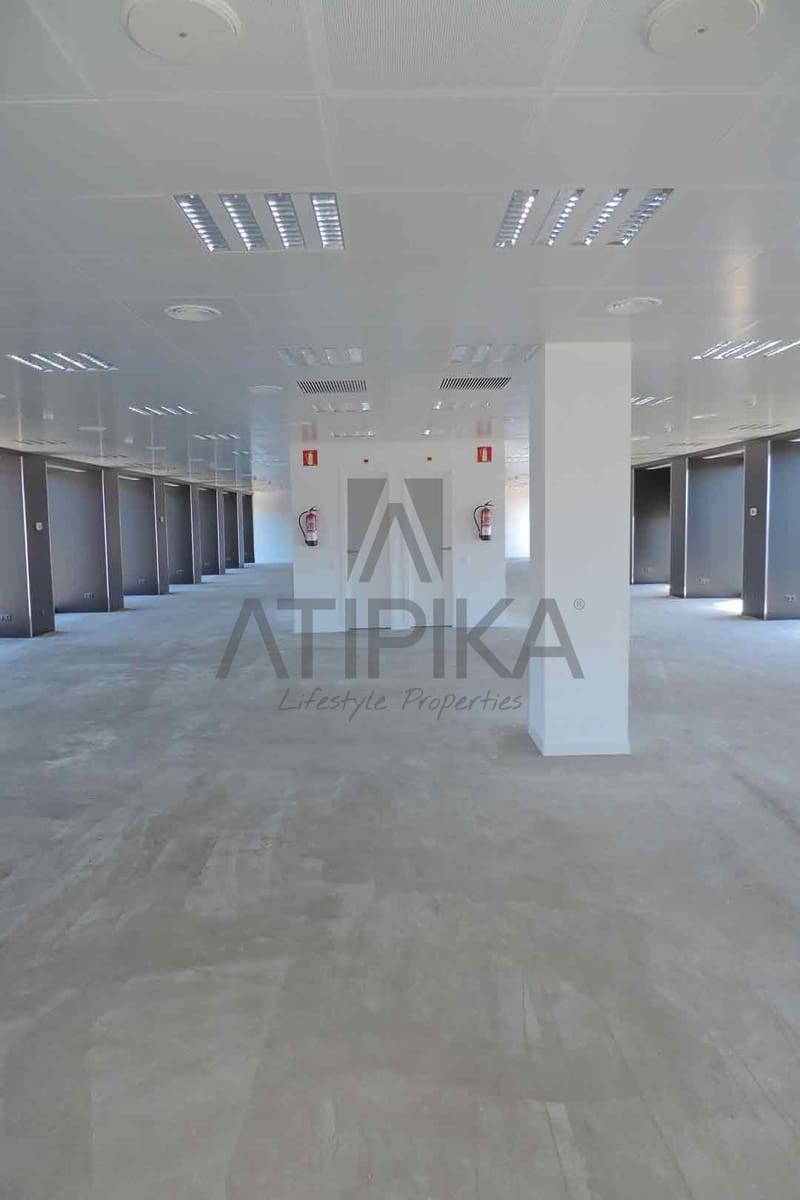 1 soverom Kontor til leie i Barcelona by - € 6 696 (Ref: 9548733)