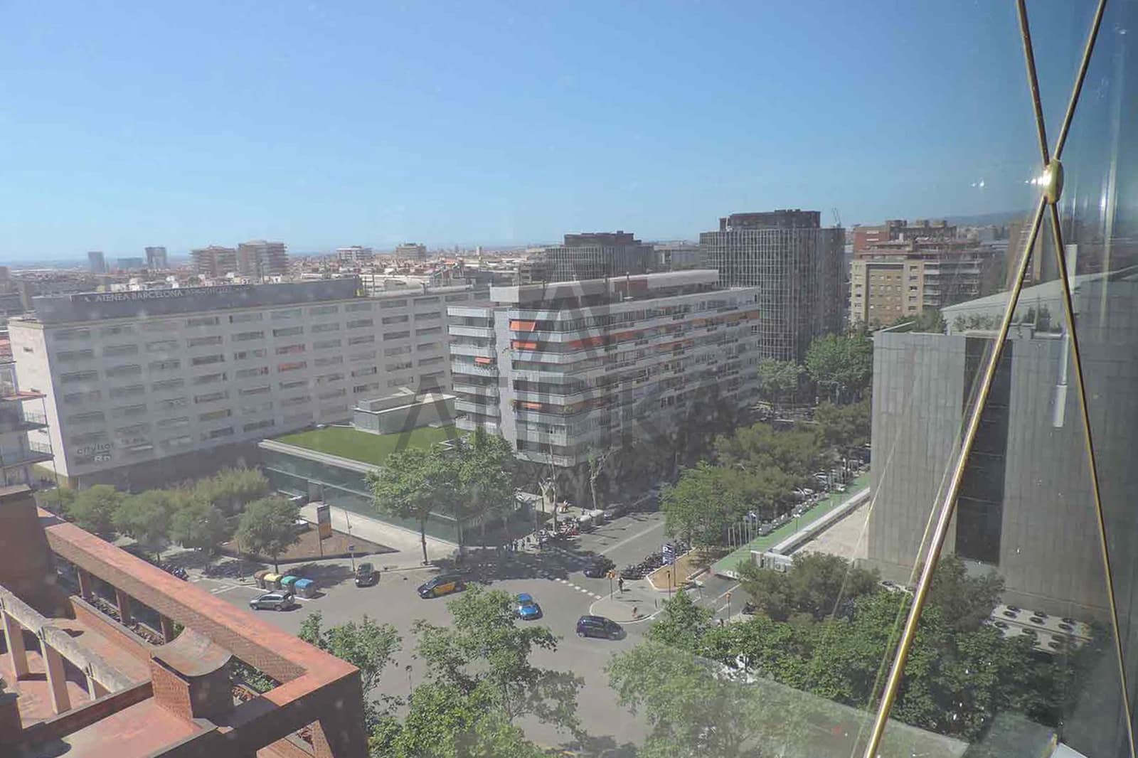 1 soverom Kontor til leie i Barcelona by - € 6 696 (Ref: 9548733)