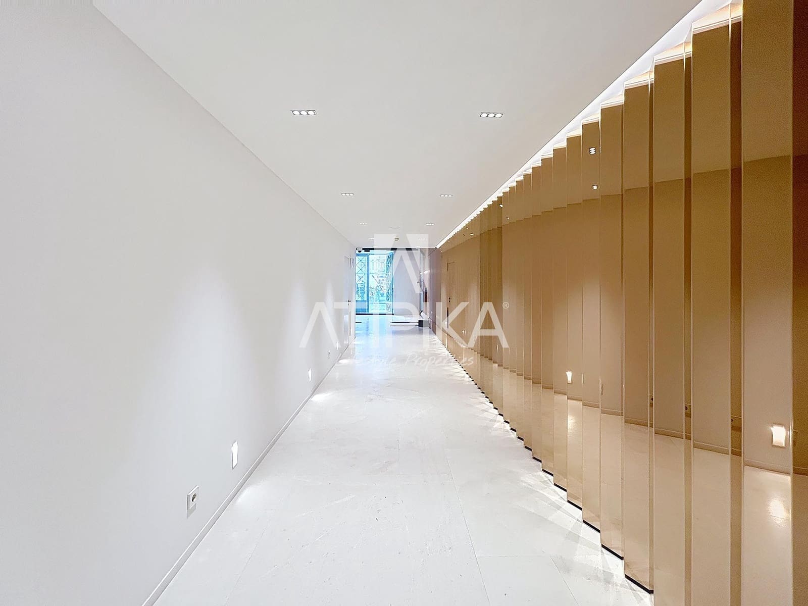 1 bedroom Office for rent in Barcelona city with garage - € 7,896 (Ref: 9548734)