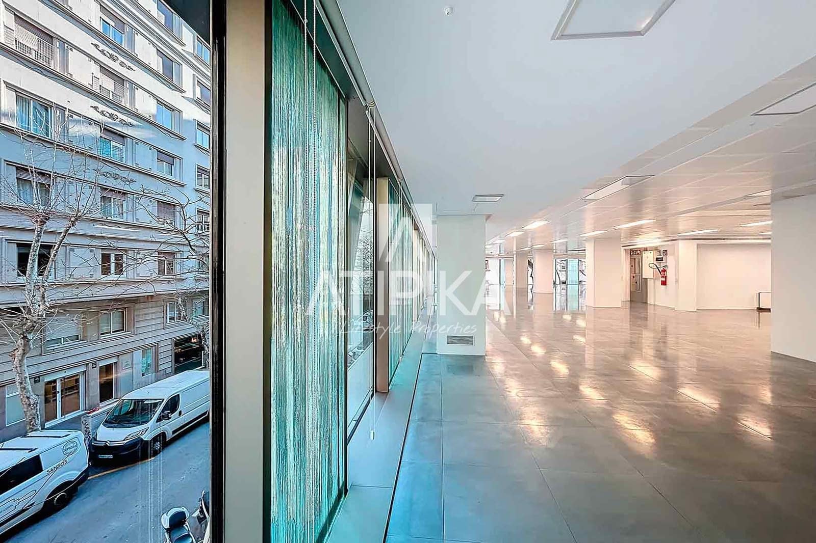 Kontor til leie i Barcelona by - € 13 500 (Ref: 9548736)