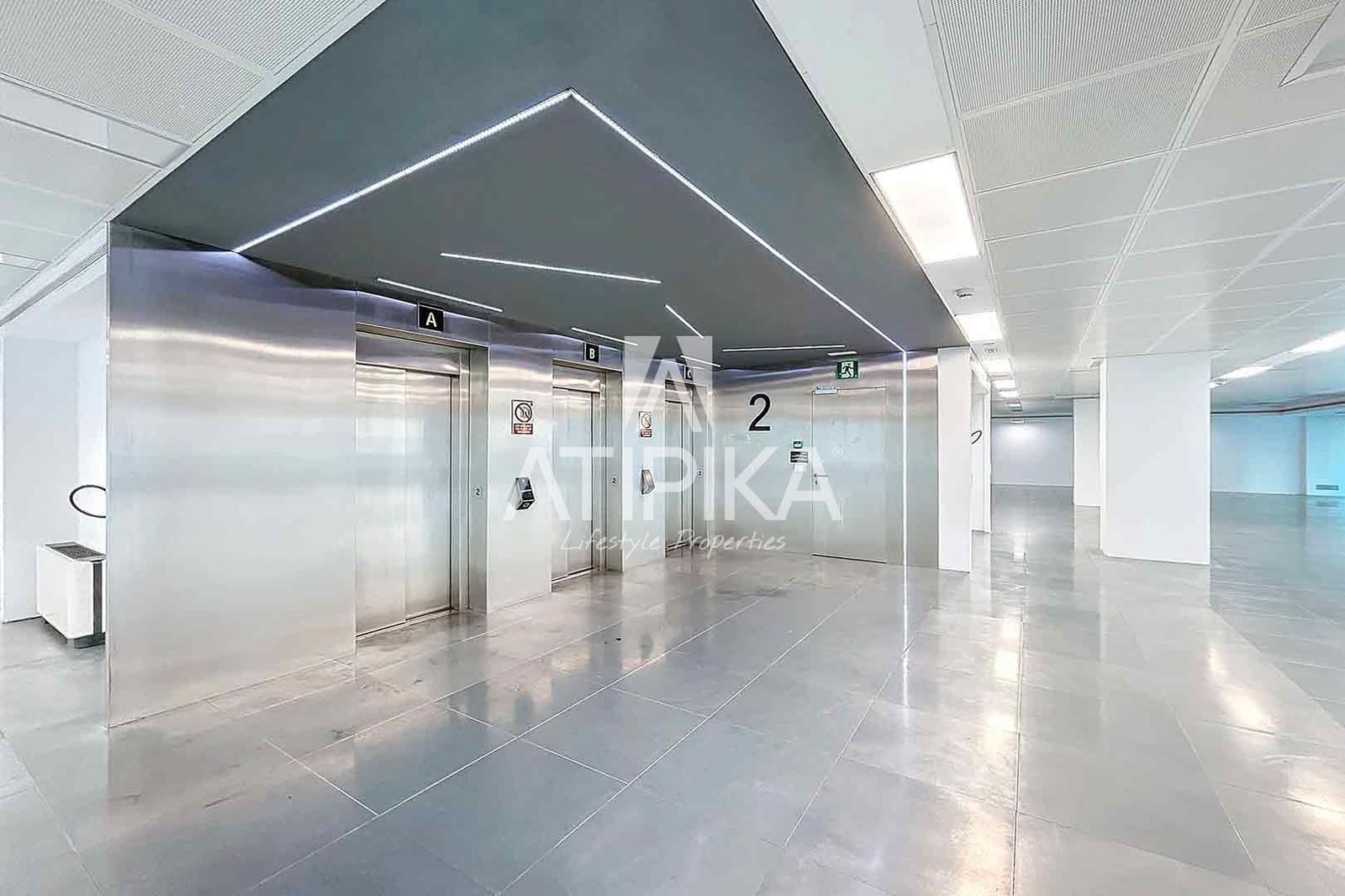 Kontor til leie i Barcelona by - € 13 500 (Ref: 9548736)