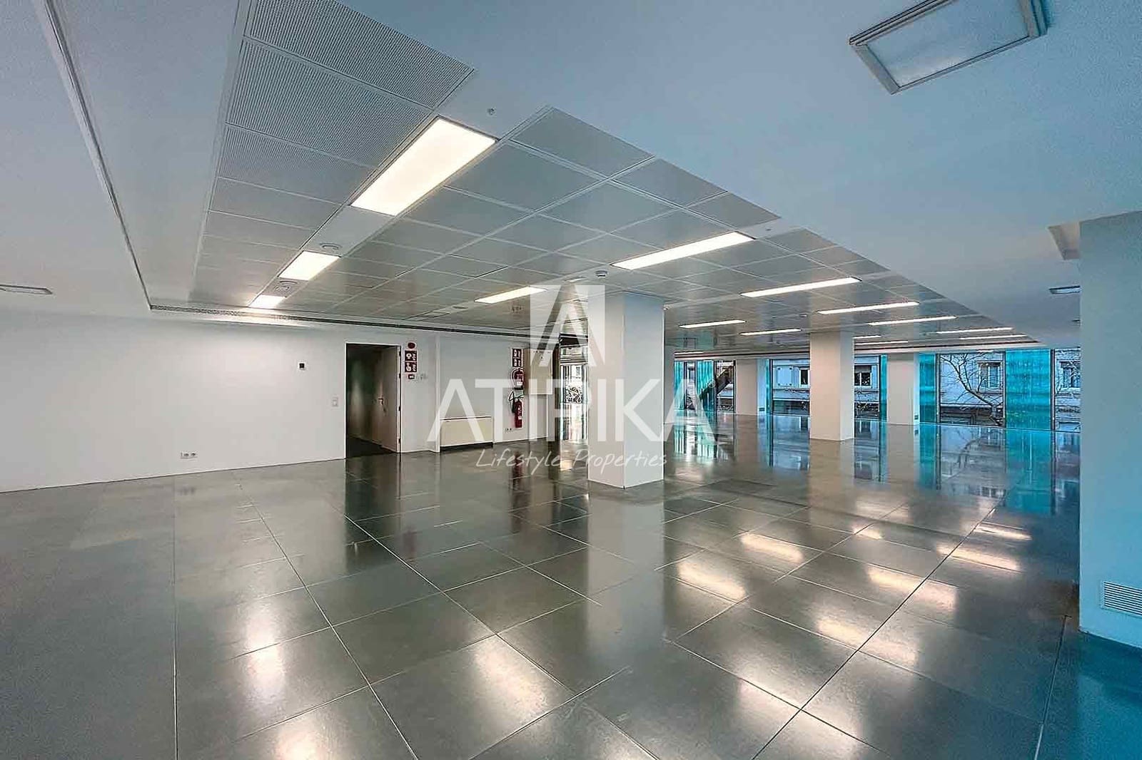 Kontor til leie i Barcelona by - € 13 500 (Ref: 9548736)