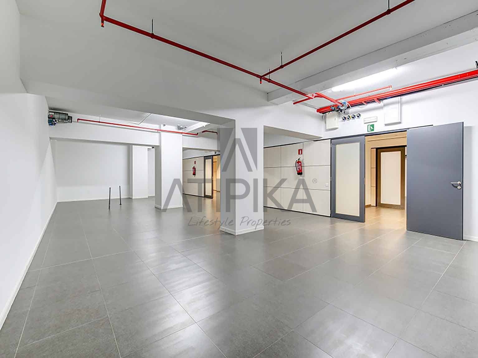 15 bedroom Office for rent in Barcelona city - € 39,845 (Ref: 9548738)
