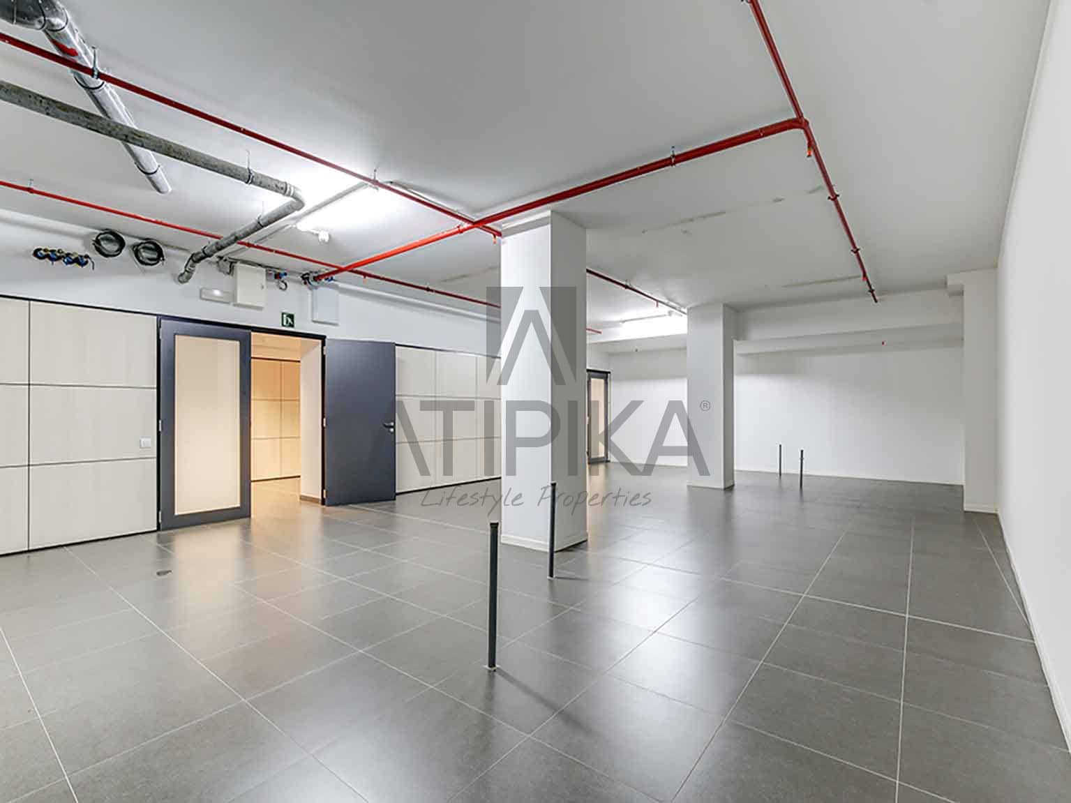 15 bedroom Office for rent in Barcelona city - € 39,845 (Ref: 9548738)