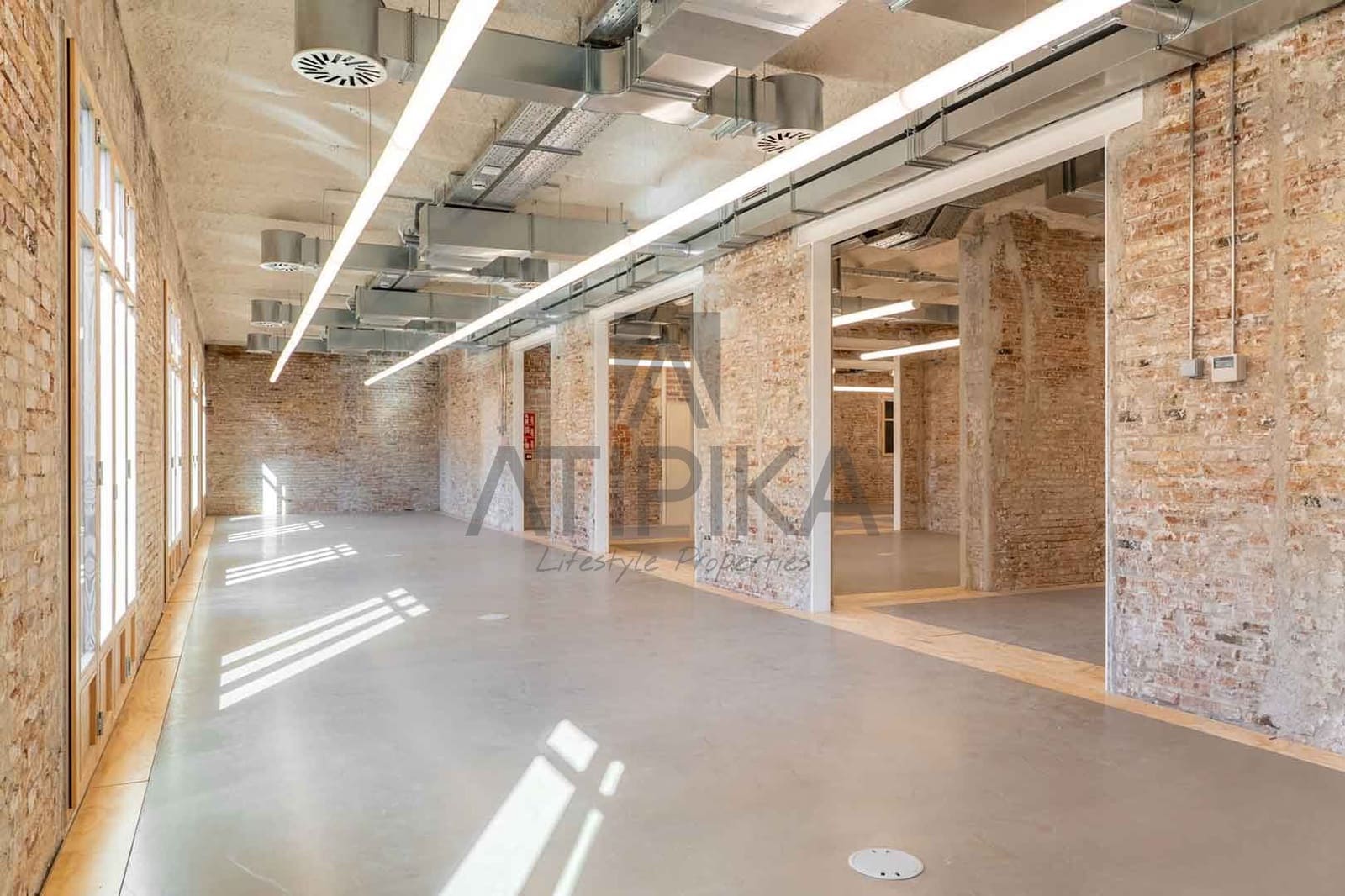 5 soverom Kontor til leie i Barcelona by - € 11 958 (Ref: 9548739)