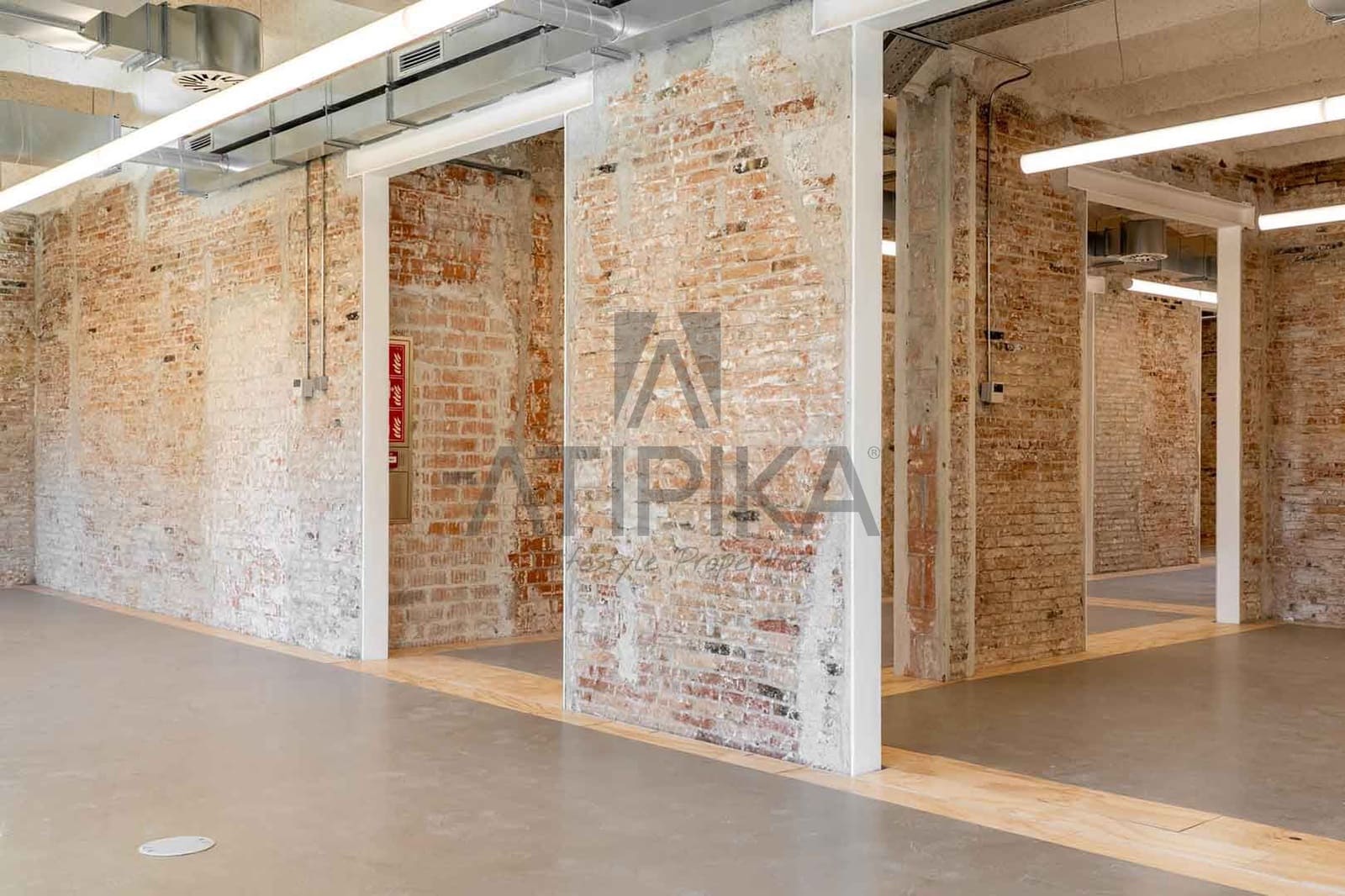 5 soverom Kontor til leie i Barcelona by - € 11 958 (Ref: 9548739)