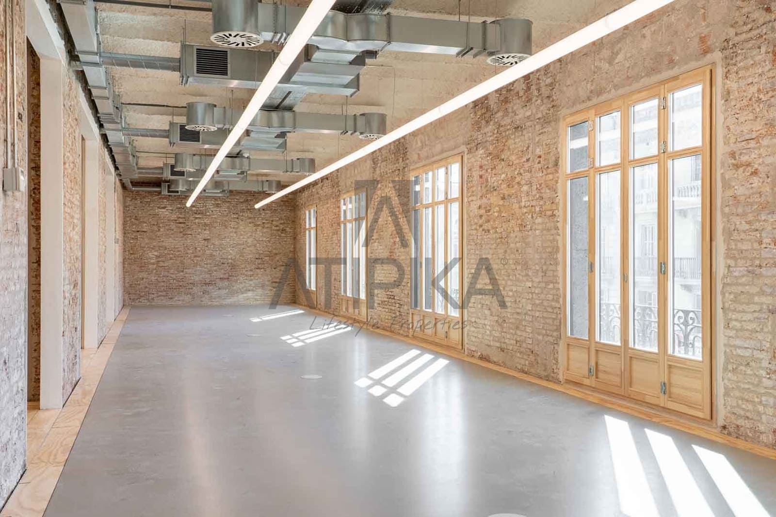 5 soverom Kontor til leie i Barcelona by - € 11 958 (Ref: 9548739)