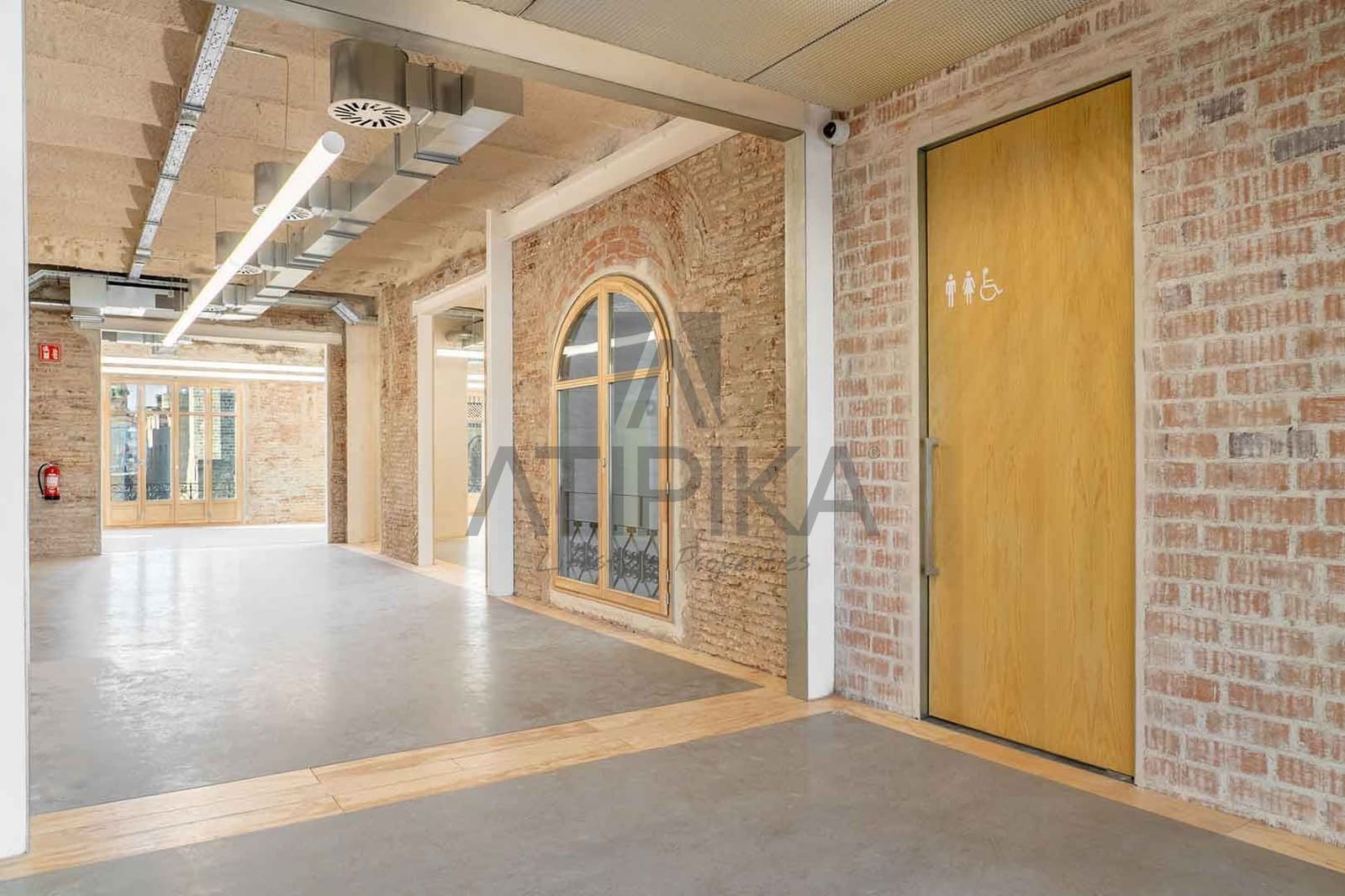 5 soverom Kontor til leie i Barcelona by - € 11 958 (Ref: 9548739)