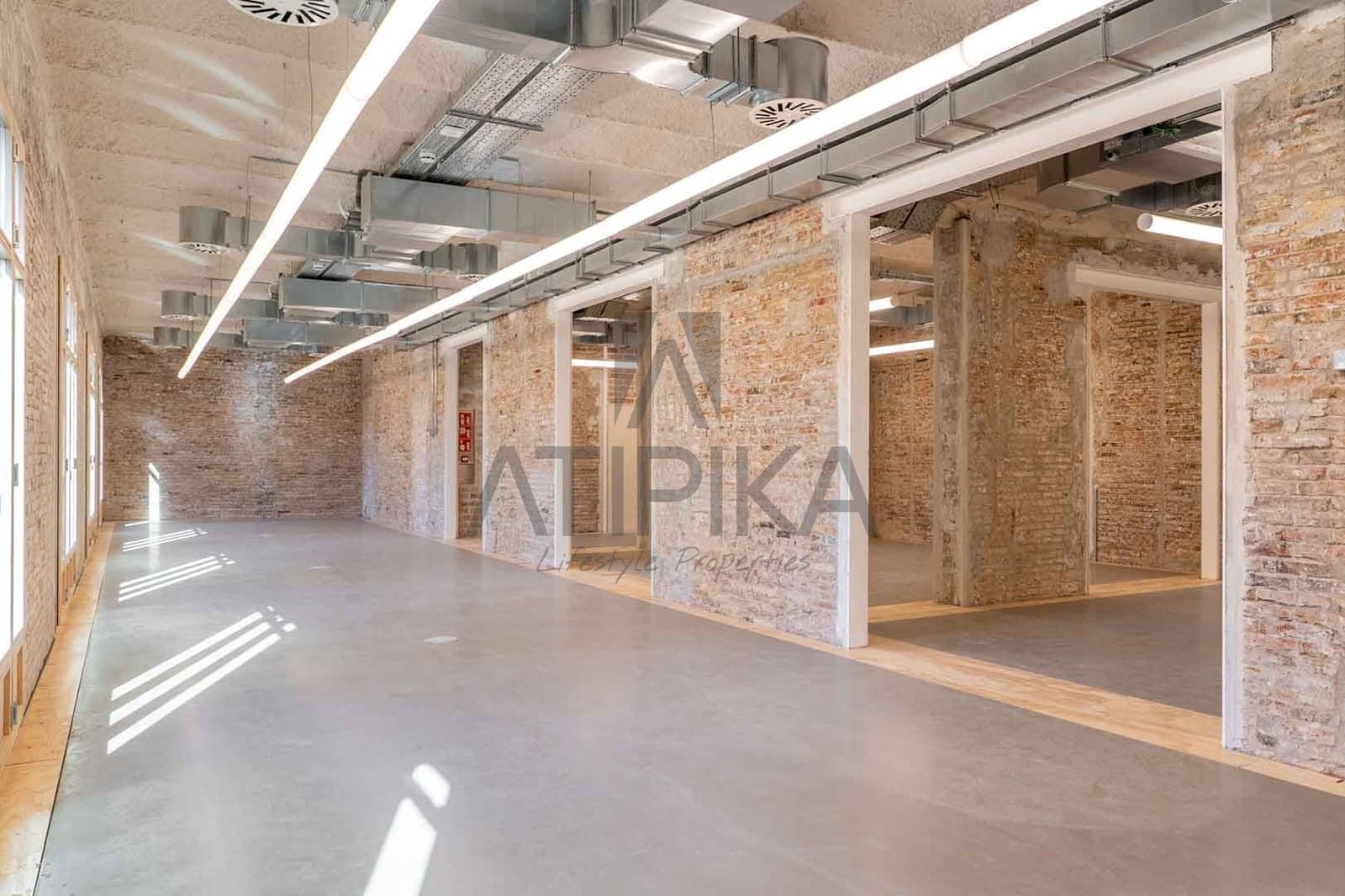 5 bedroom Office for rent in Barcelona city - € 12,303 (Ref: 9548740)